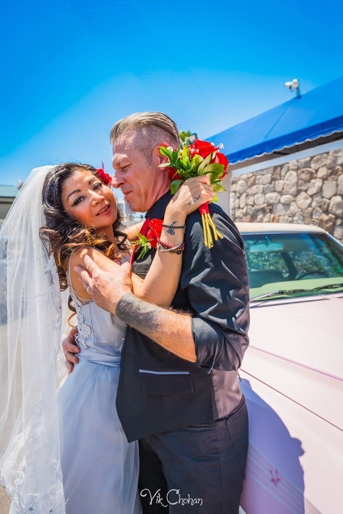 2025-05-25-Paige-and-Scott-Las-Vegas-Graceland-Wedding-Photography-Vik-Chohan-Photography-Photo-Booth-Social-Media-VCP-007.jpg