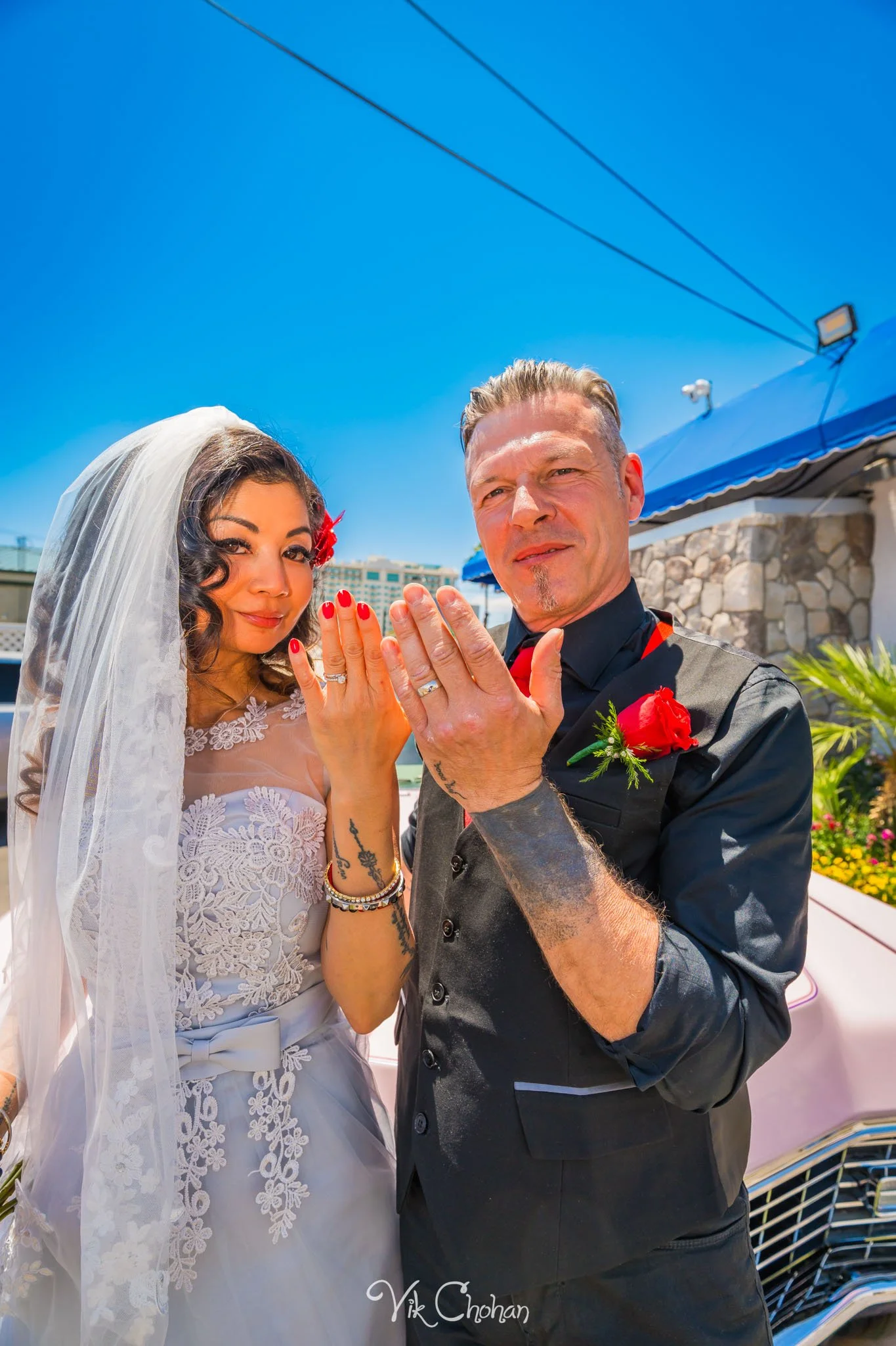 2025-05-25-Paige-and-Scott-Las-Vegas-Graceland-Wedding-Photography-Vik-Chohan-Photography-Photo-Booth-Social-Media-VCP-027.jpg