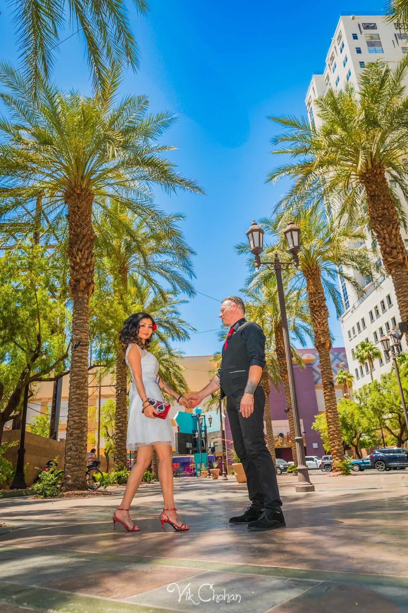 2025-05-25-Paige-and-Scott-Las-Vegas-Graceland-Wedding-Photography-Vik-Chohan-Photography-Photo-Booth-Social-Media-VCP-051.jpg