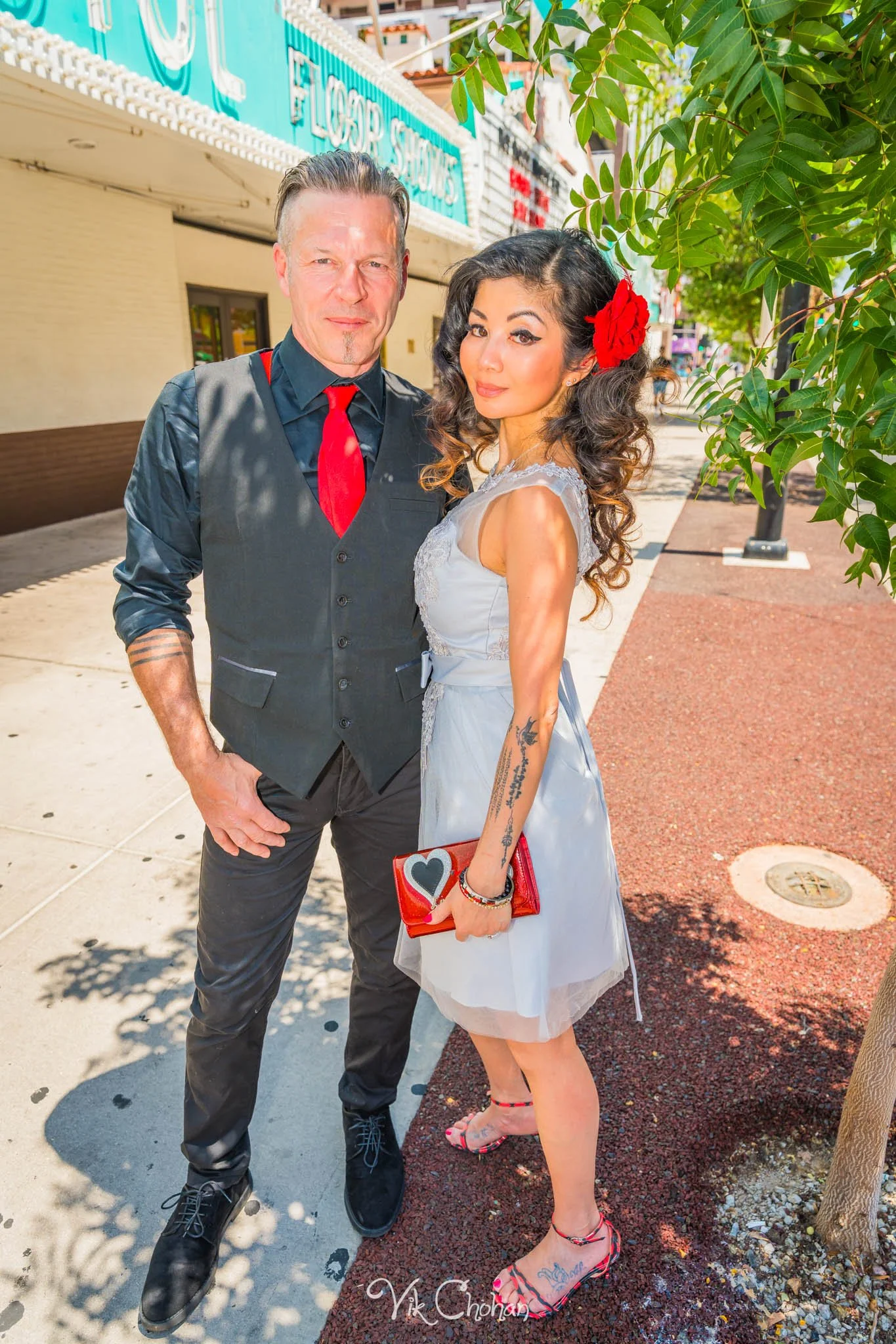 2025-05-25-Paige-and-Scott-Las-Vegas-Graceland-Wedding-Photography-Vik-Chohan-Photography-Photo-Booth-Social-Media-VCP-077.jpg