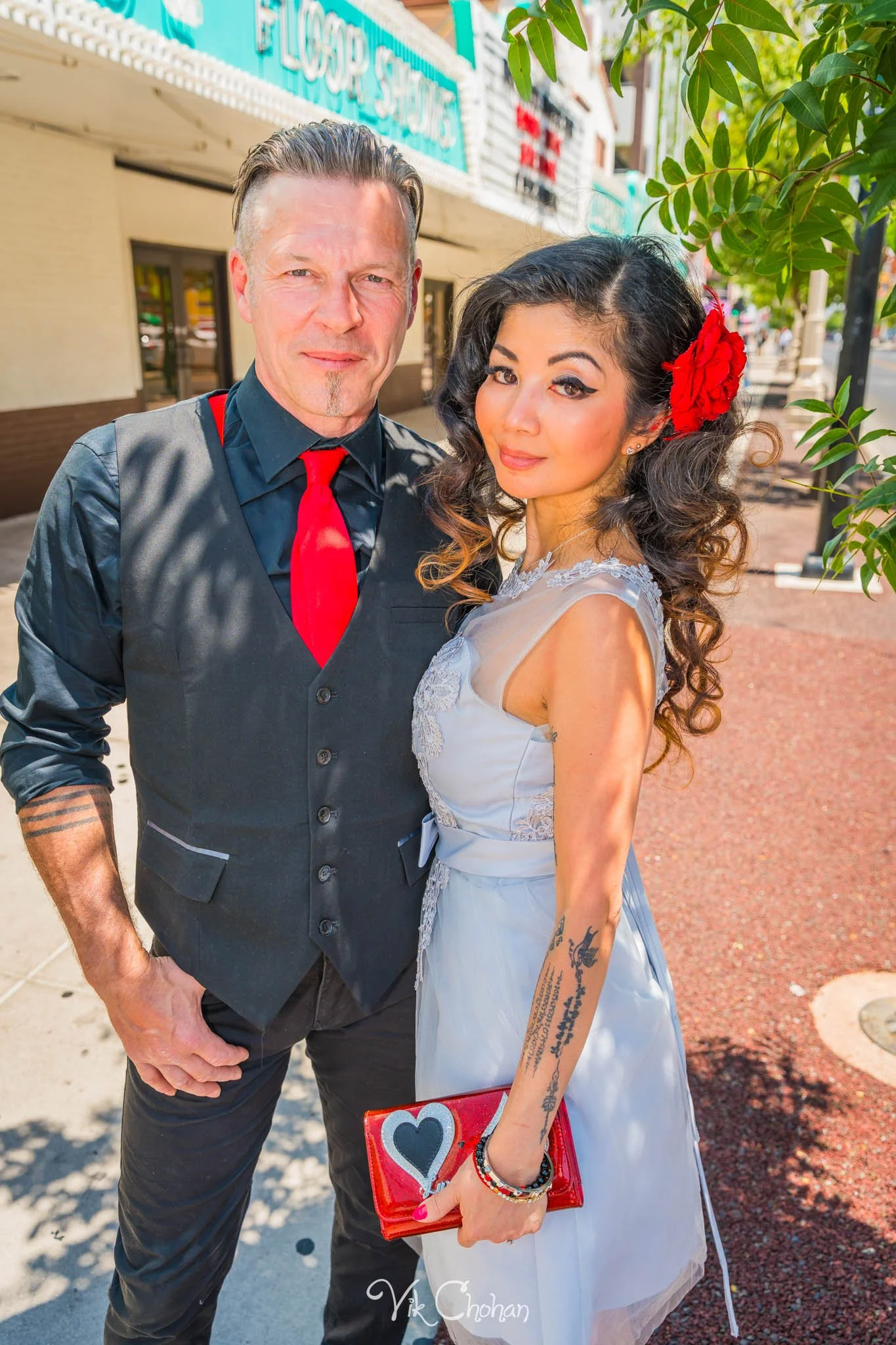 2025-05-25-Paige-and-Scott-Las-Vegas-Graceland-Wedding-Photography-Vik-Chohan-Photography-Photo-Booth-Social-Media-VCP-078.jpg