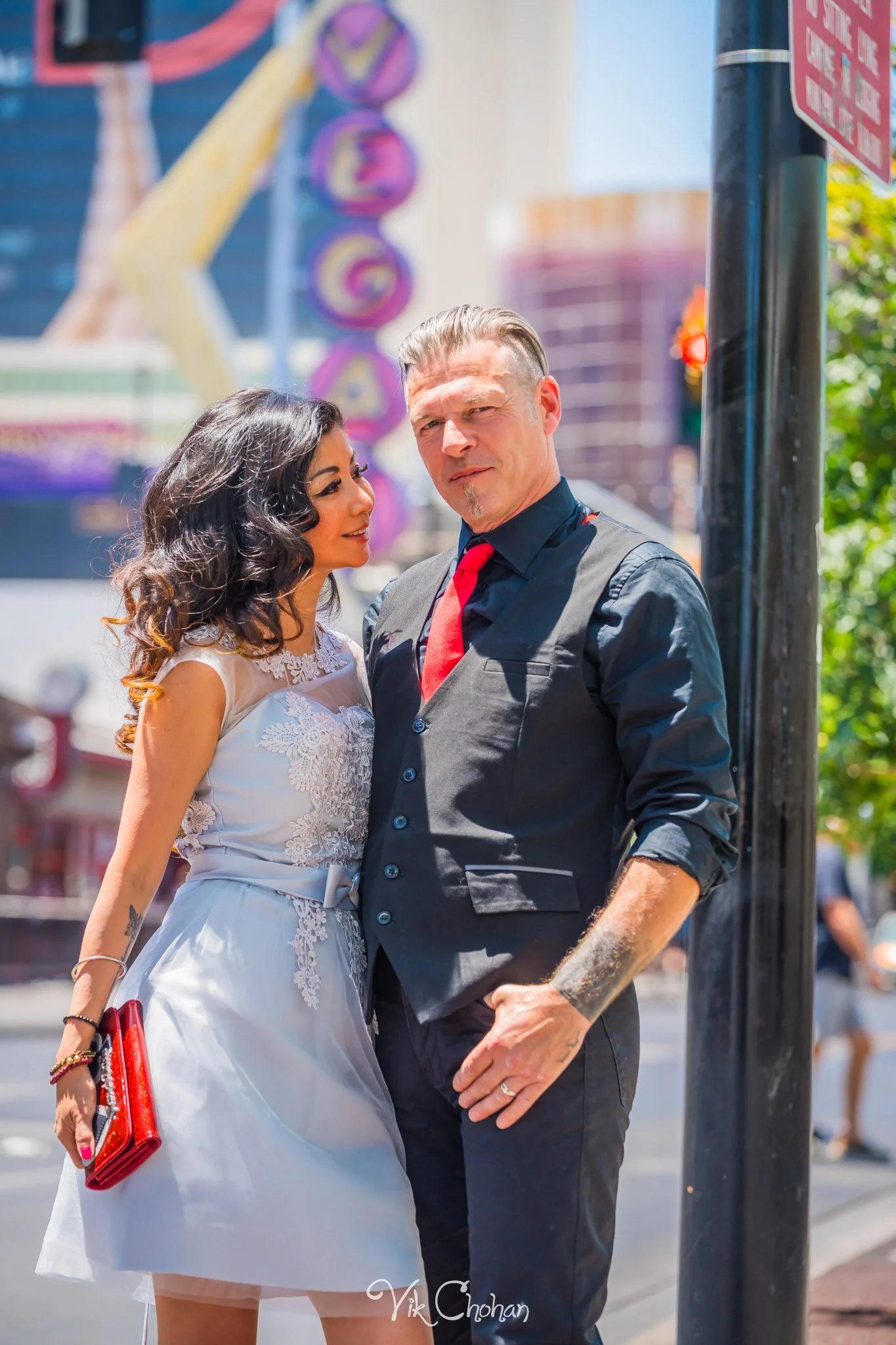 2025-05-25-Paige-and-Scott-Las-Vegas-Graceland-Wedding-Photography-Vik-Chohan-Photography-Photo-Booth-Social-Media-VCP-079.jpg
