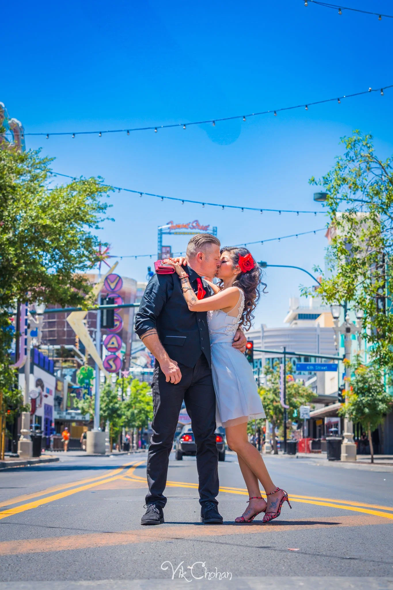2025-05-25-Paige-and-Scott-Las-Vegas-Graceland-Wedding-Photography-Vik-Chohan-Photography-Photo-Booth-Social-Media-VCP-094.jpg