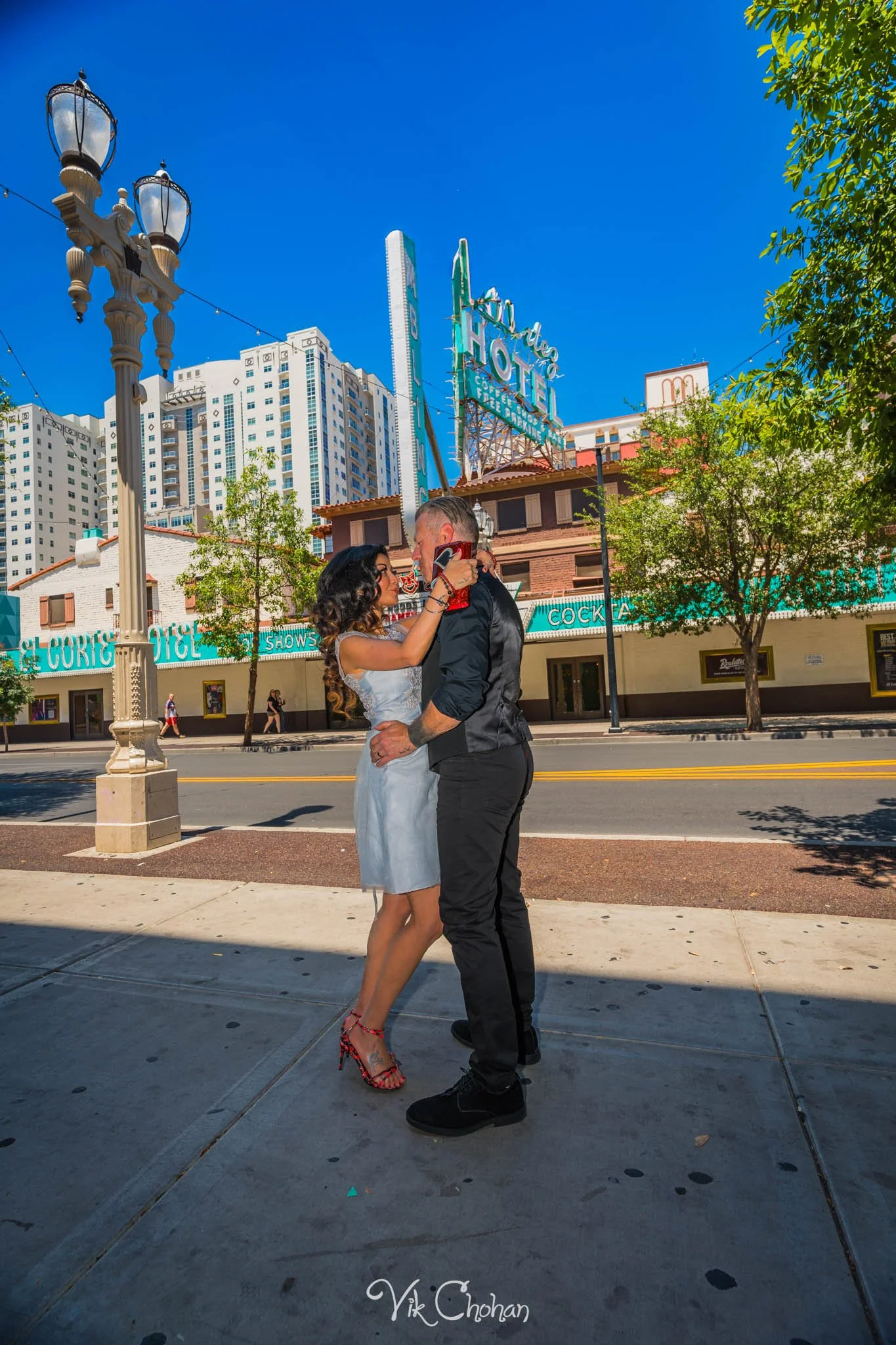 2025-05-25-Paige-and-Scott-Las-Vegas-Graceland-Wedding-Photography-Vik-Chohan-Photography-Photo-Booth-Social-Media-VCP-101.jpg