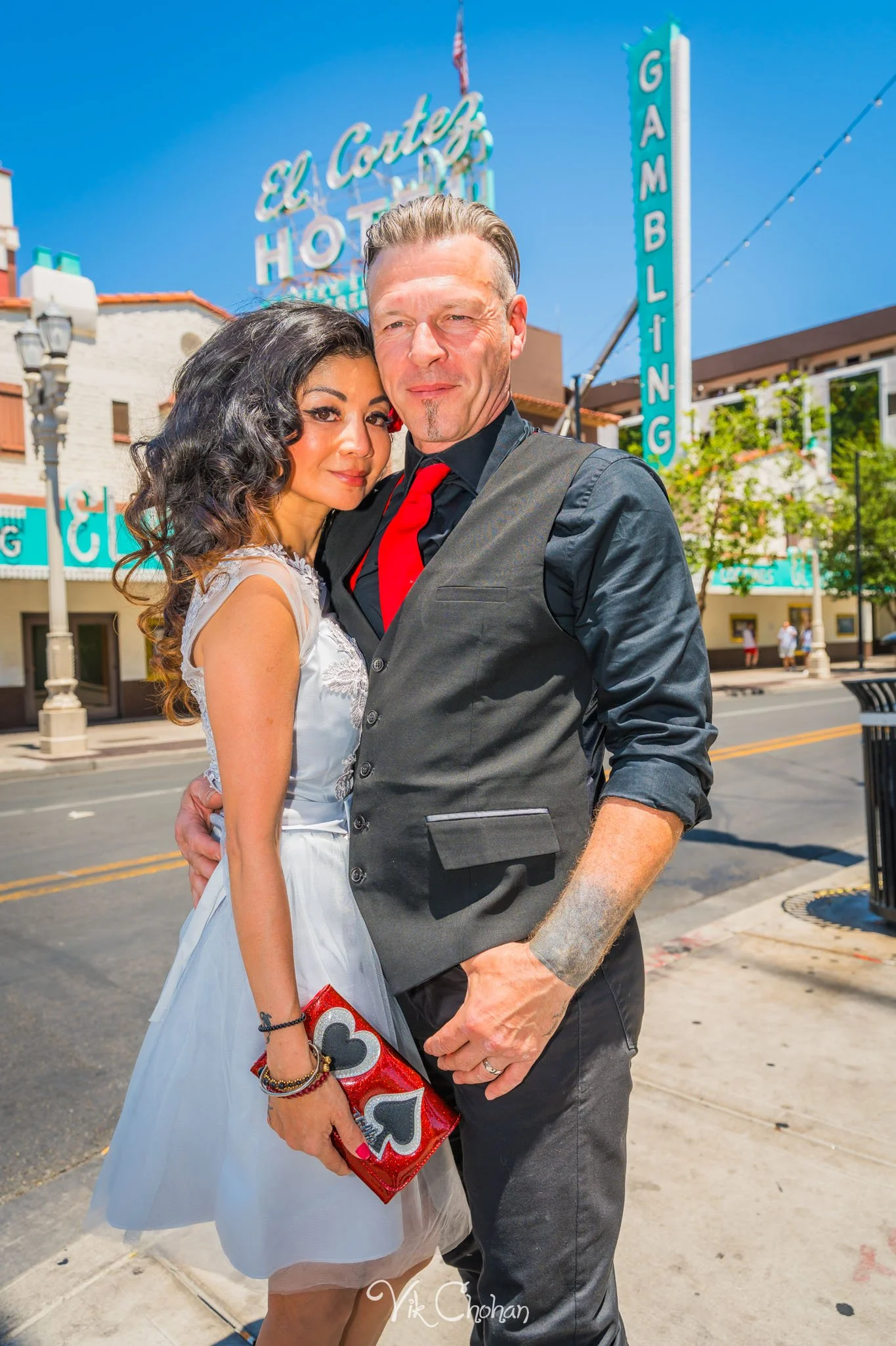 2025-05-25-Paige-and-Scott-Las-Vegas-Graceland-Wedding-Photography-Vik-Chohan-Photography-Photo-Booth-Social-Media-VCP-108.jpg