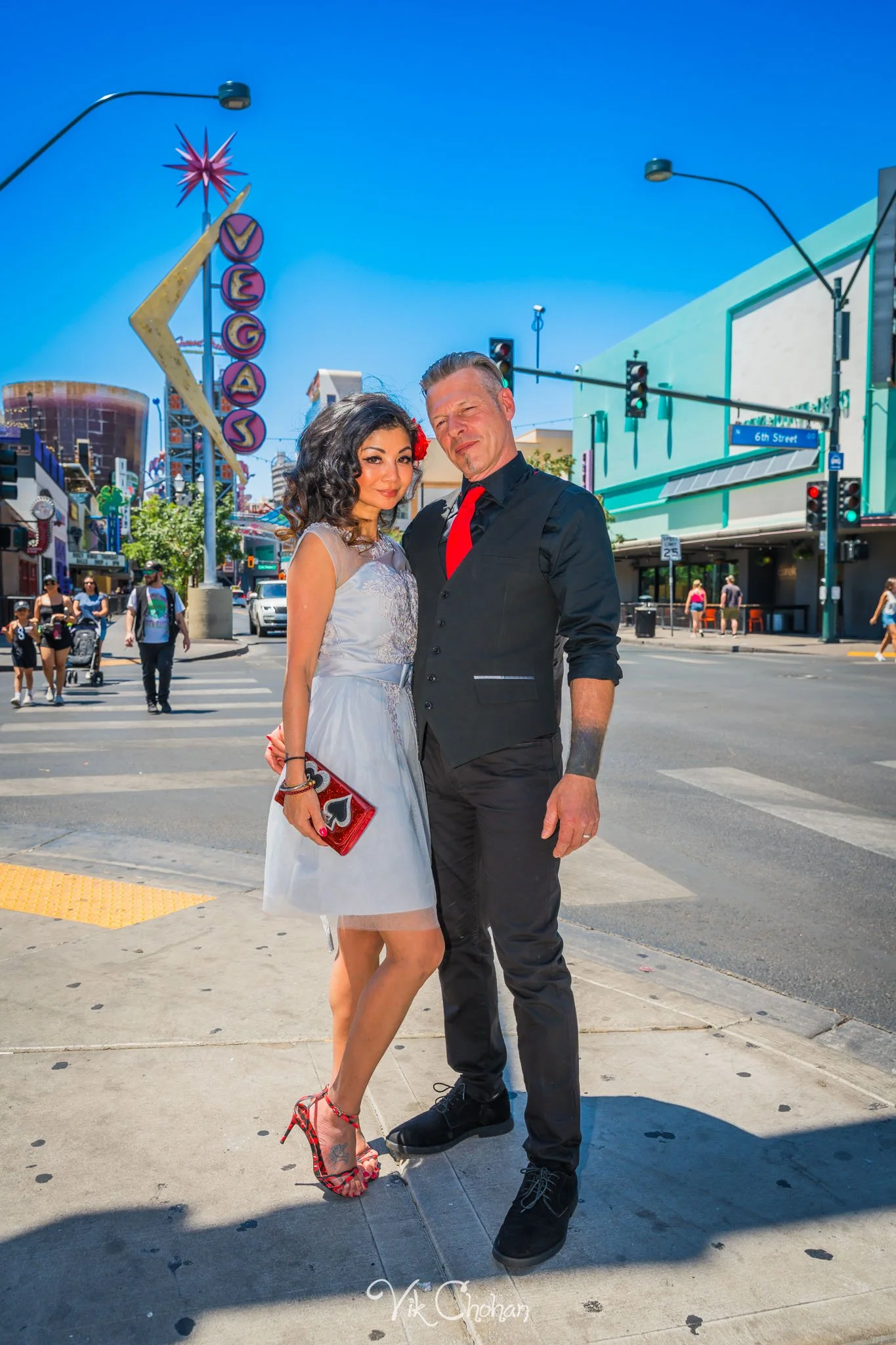2025-05-25-Paige-and-Scott-Las-Vegas-Graceland-Wedding-Photography-Vik-Chohan-Photography-Photo-Booth-Social-Media-VCP-109.jpg