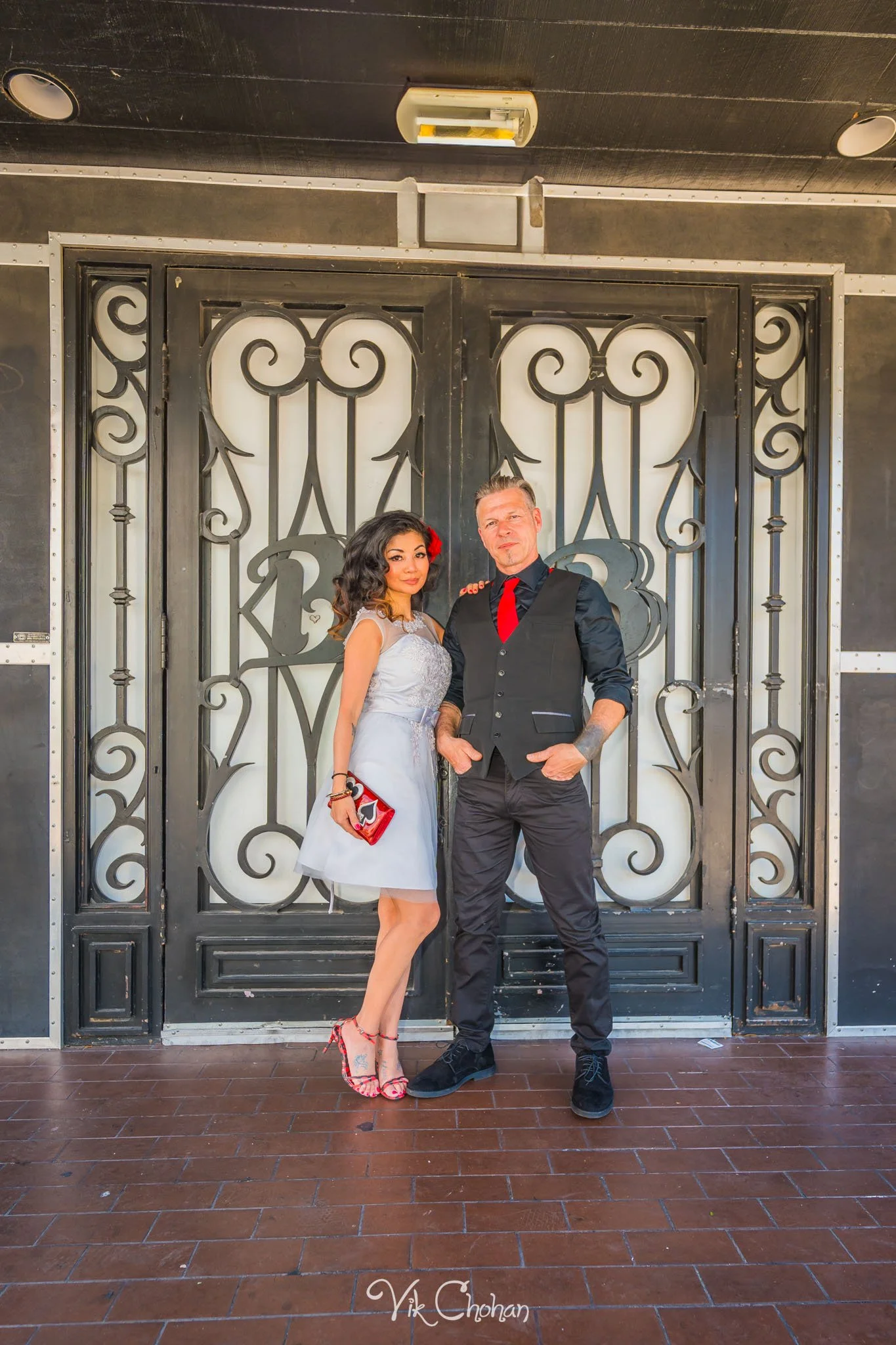 2025-05-25-Paige-and-Scott-Las-Vegas-Graceland-Wedding-Photography-Vik-Chohan-Photography-Photo-Booth-Social-Media-VCP-116.jpg
