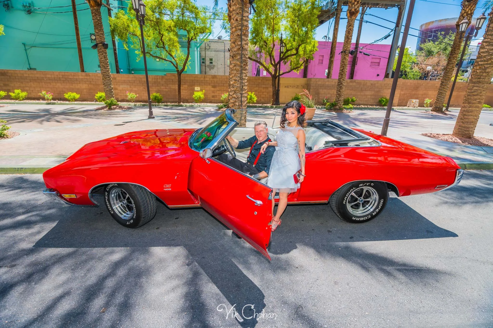 2025-05-25-Paige-and-Scott-Las-Vegas-Graceland-Wedding-Photography-Vik-Chohan-Photography-Photo-Booth-Social-Media-VCP-165.jpg