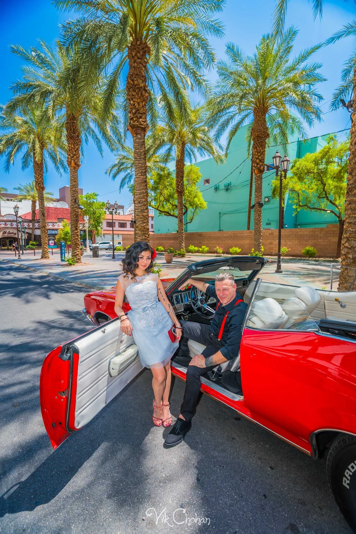 2025-05-25-Paige-and-Scott-Las-Vegas-Graceland-Wedding-Photography-Vik-Chohan-Photography-Photo-Booth-Social-Media-VCP-172.jpg