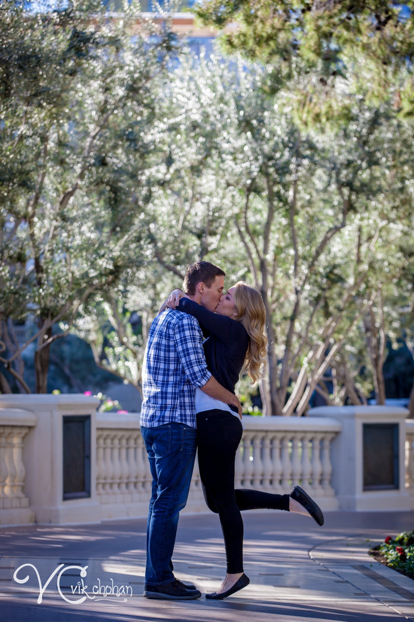 Rachel_&_Travis_Engagement-Vik-Chohan-025.jpg