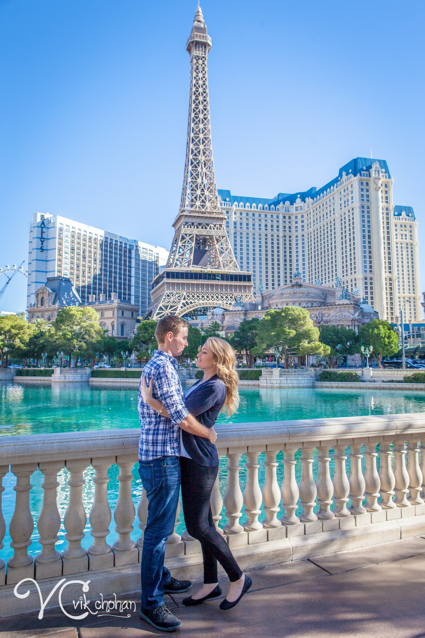 Rachel_&_Travis_Engagement-Vik-Chohan-038.jpg