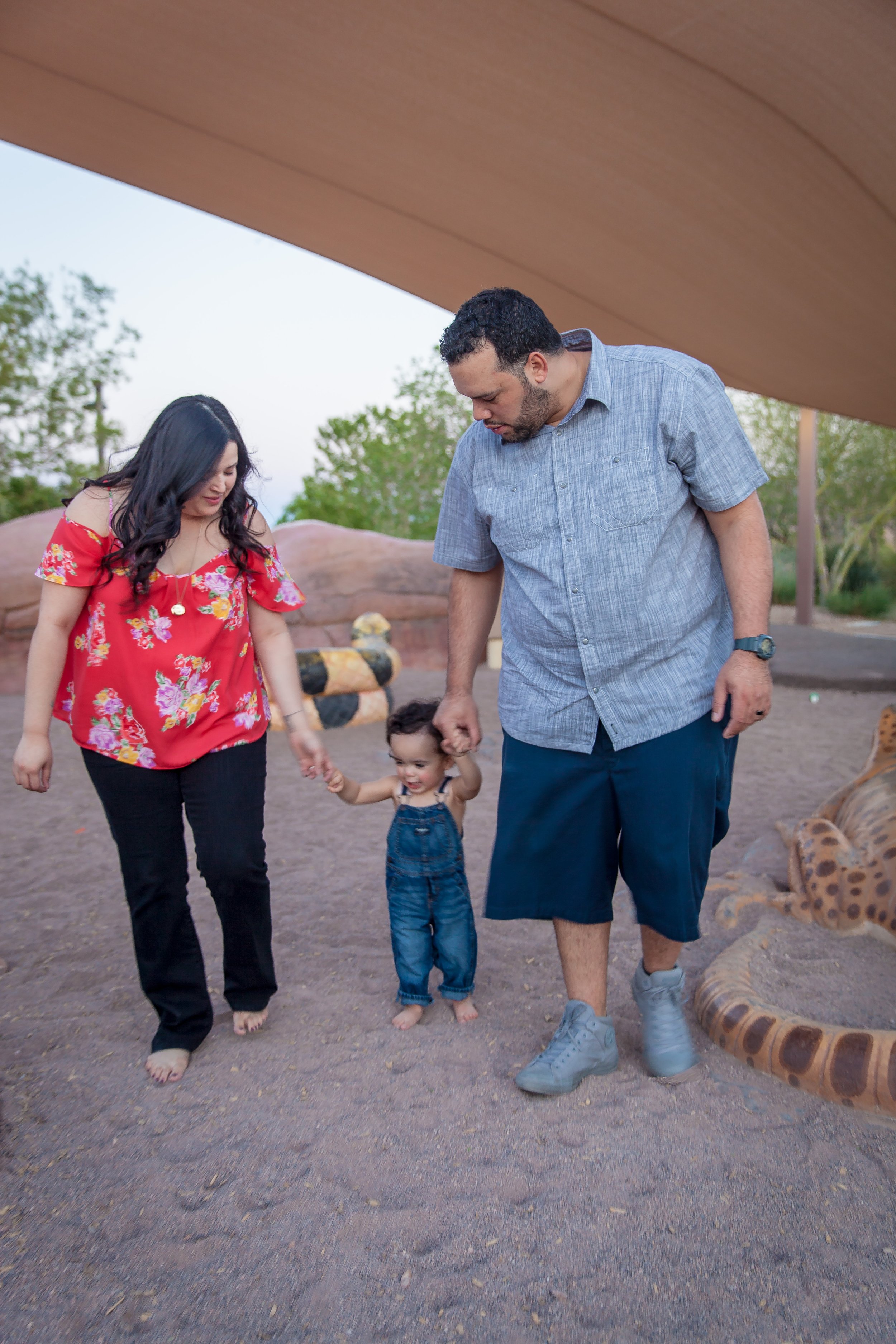 Saldana-Family-Photography-Vik-Chohan-091.jpg