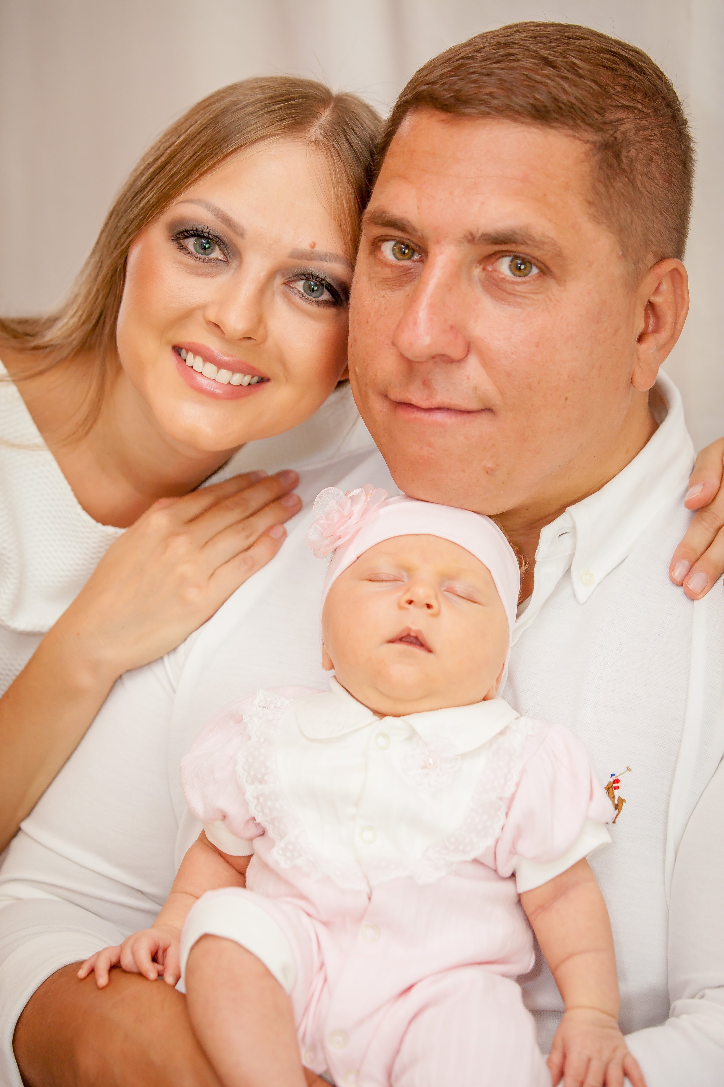 Anna-and-Roman-Family-Photography-Vik-Chohan-Photography-Photobooth022.jpg