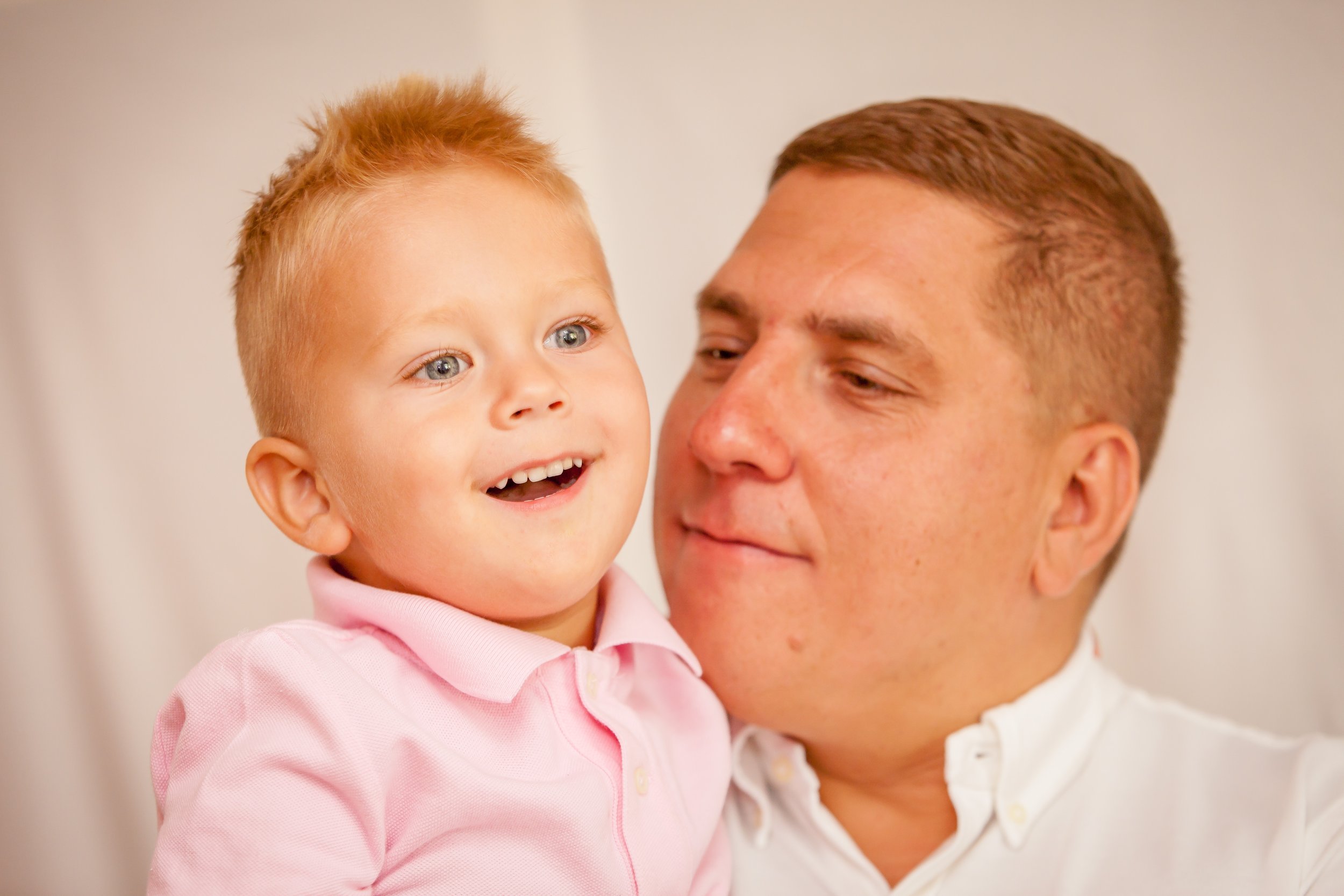 Anna-and-Roman-Family-Photography-Vik-Chohan-Photography-Photobooth037.jpg