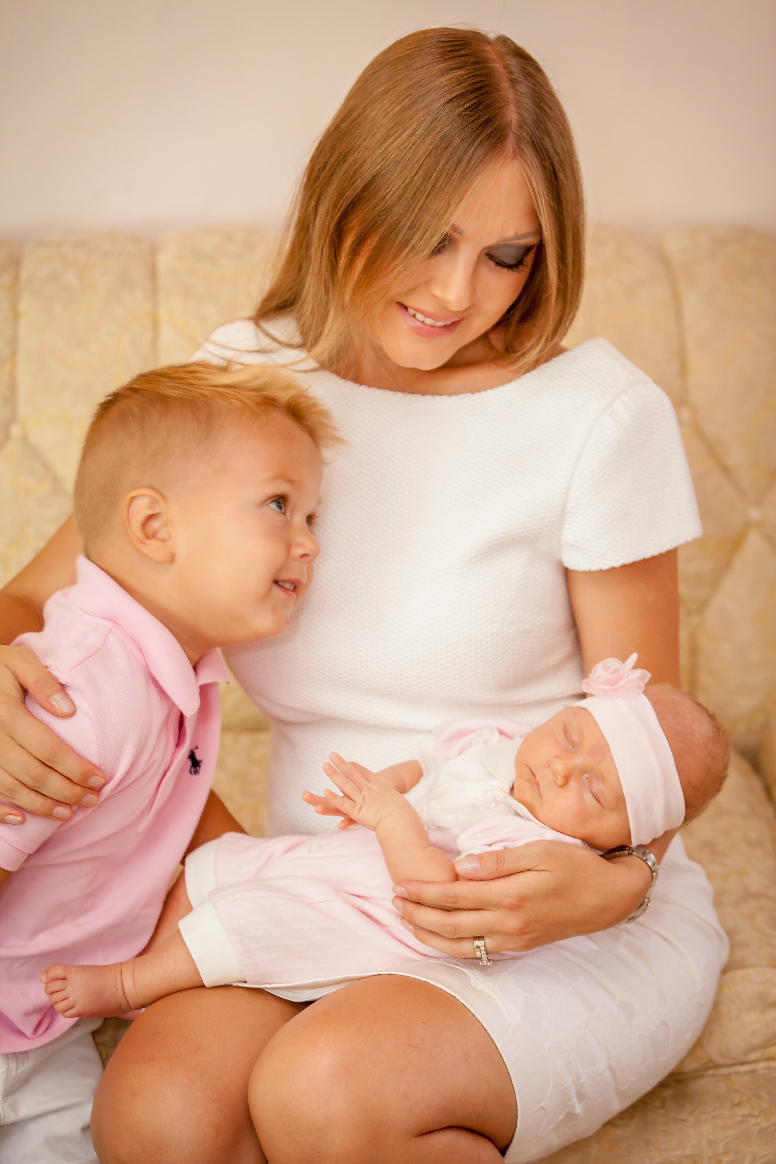 Anna-and-Roman-Family-Photography-Vik-Chohan-Photography-Photobooth047.jpg