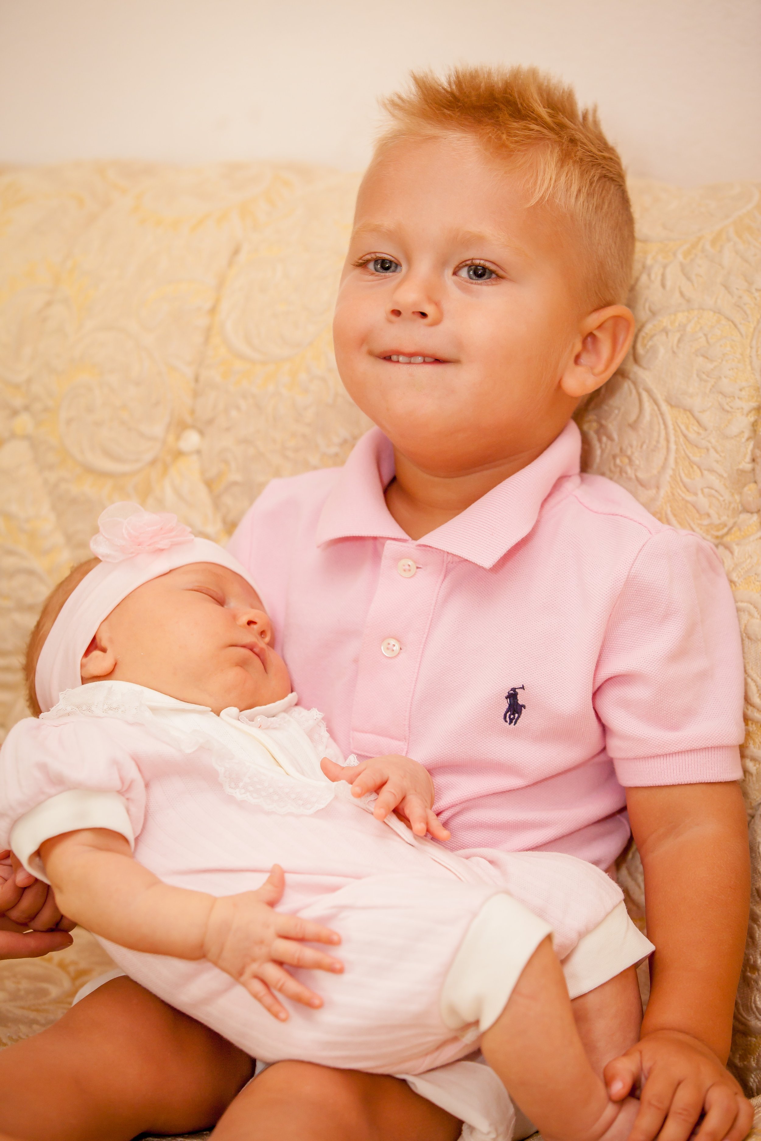 Anna-and-Roman-Family-Photography-Vik-Chohan-Photography-Photobooth054.jpg