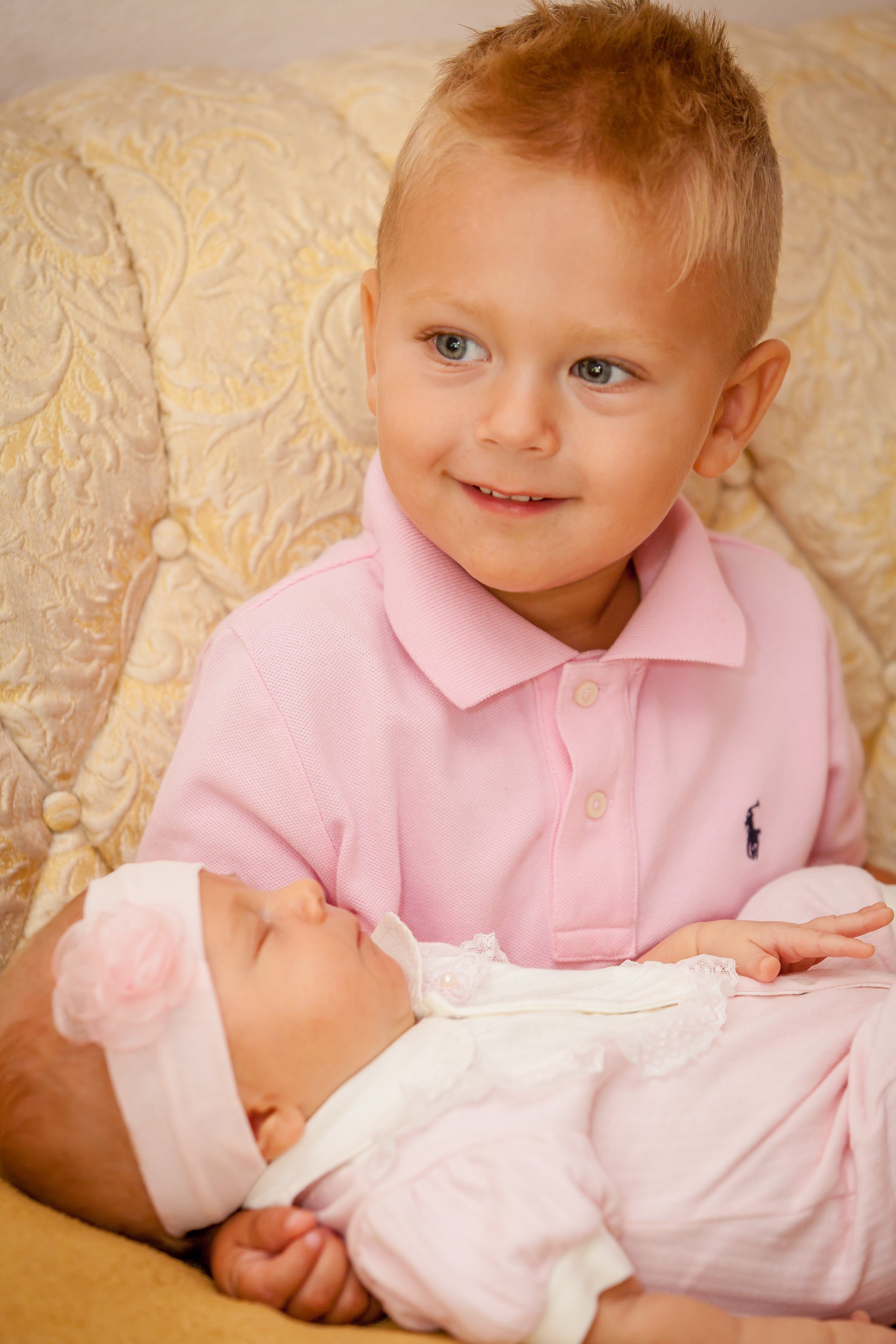 Anna-and-Roman-Family-Photography-Vik-Chohan-Photography-Photobooth061.jpg