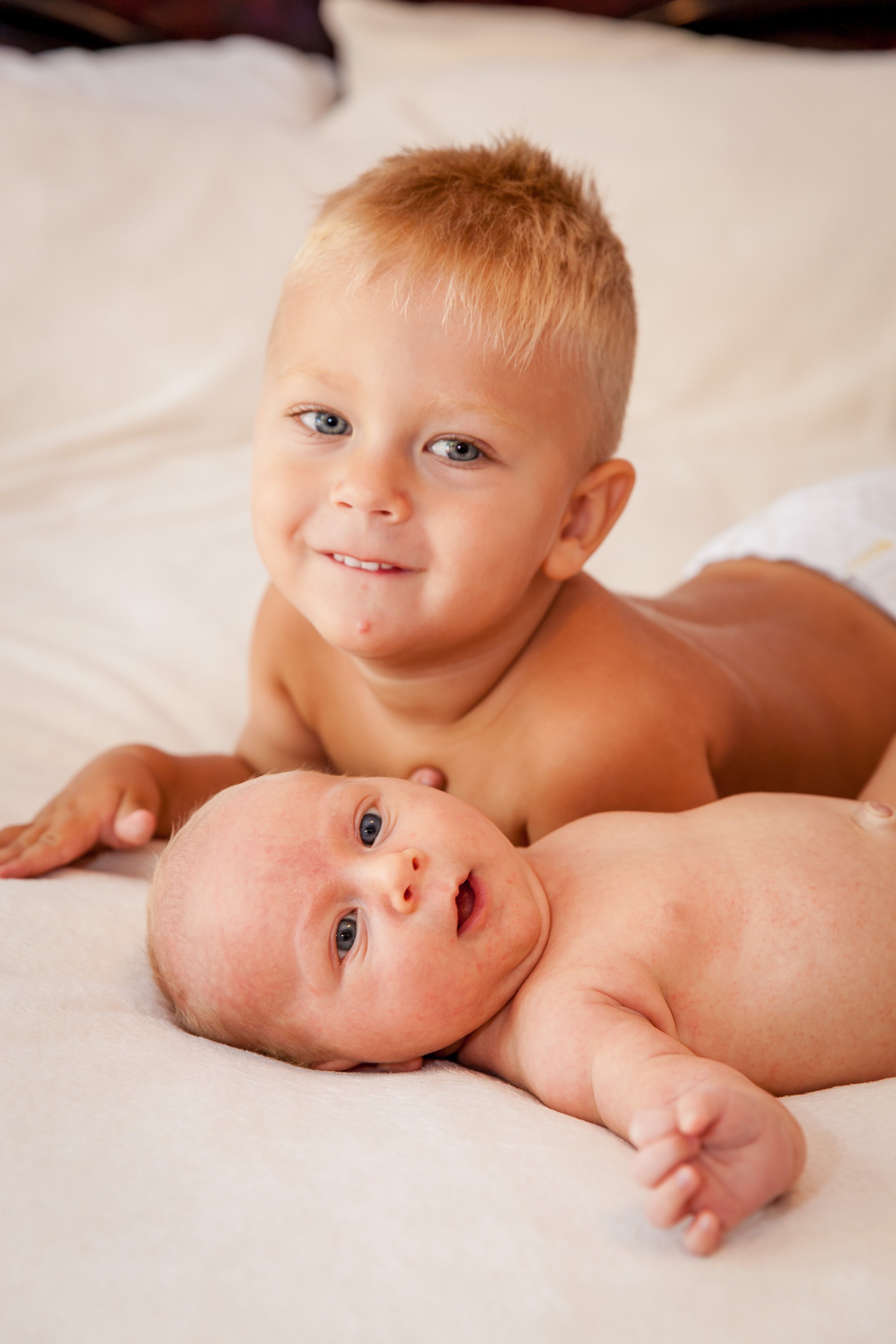 Anna-and-Roman-Family-Photography-Vik-Chohan-Photography-Photobooth121.jpg