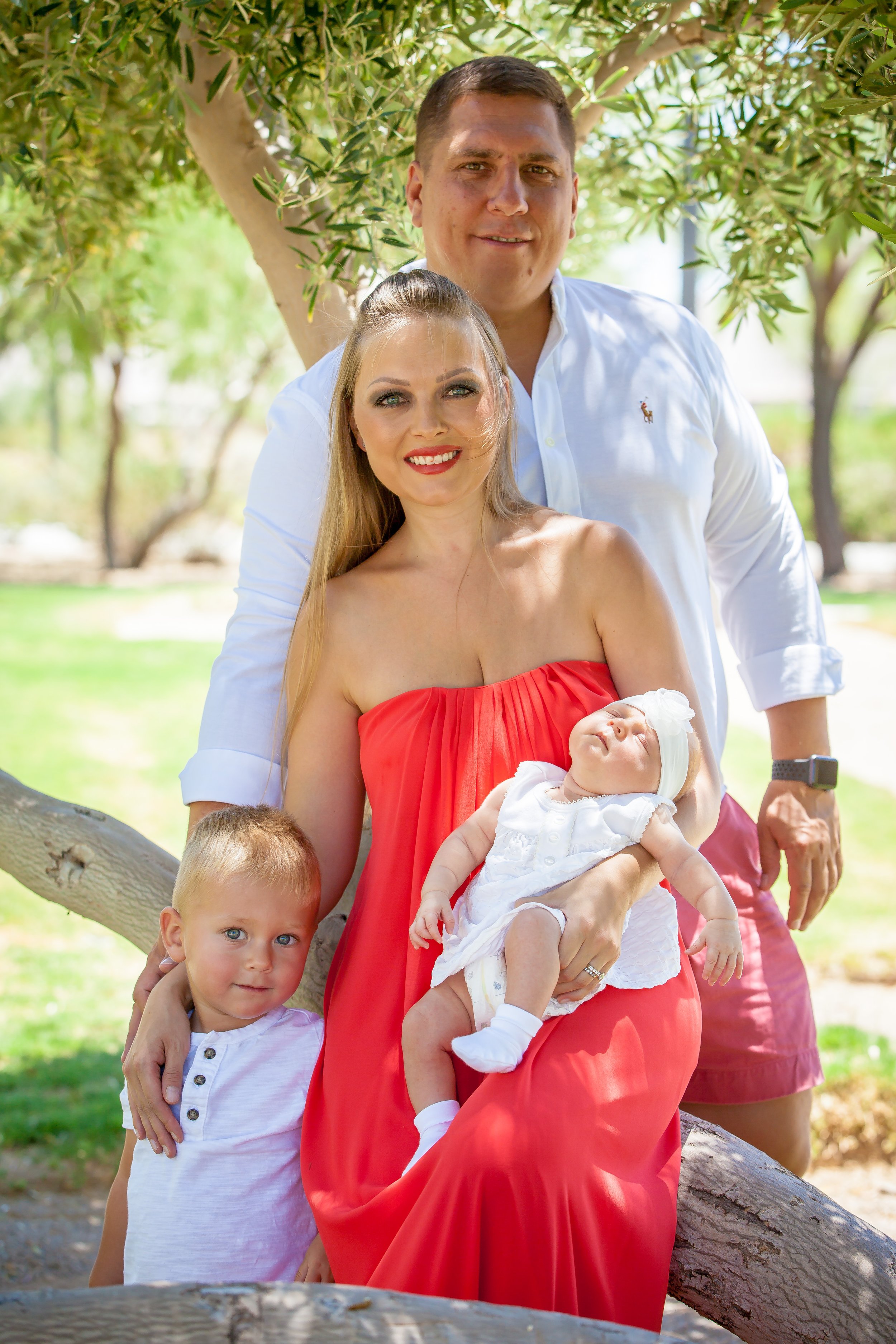Anna-and-Roman-Family-Photography-Vik-Chohan-Photography-Photobooth142.jpg