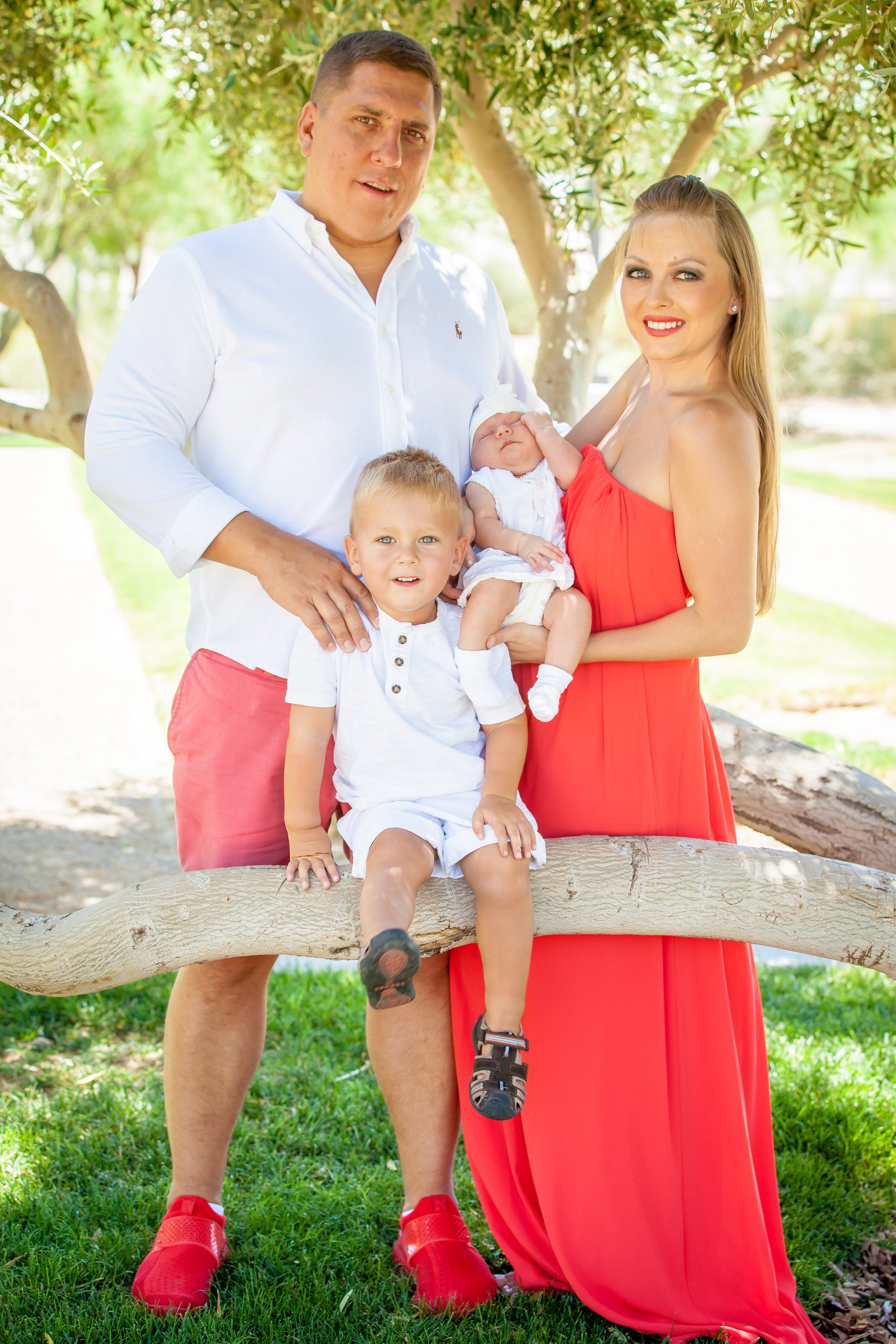 Anna-and-Roman-Family-Photography-Vik-Chohan-Photography-Photobooth151.jpg
