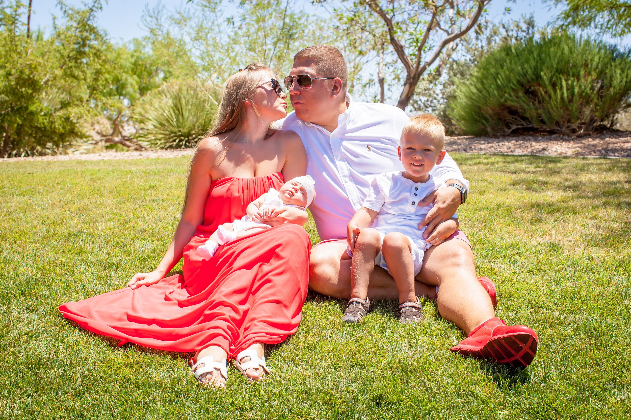 Anna-and-Roman-Family-Photography-Vik-Chohan-Photography-Photobooth180.jpg