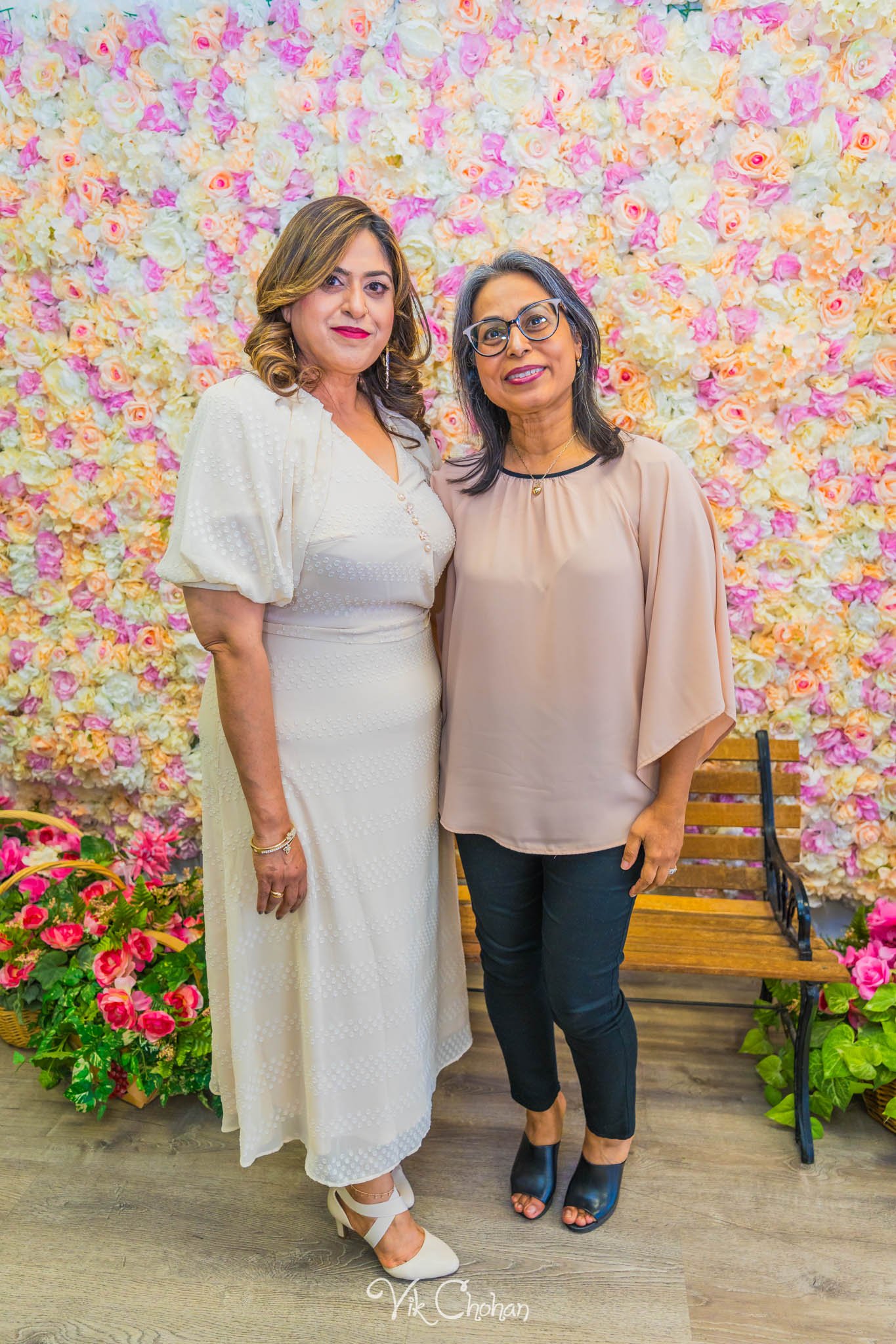 2025-07-06-Medina-Bridal-Shower-Celebration-Photography-Vik-Chohan-Photography-Photo-Booth-Social-Media-VCP-082.jpg