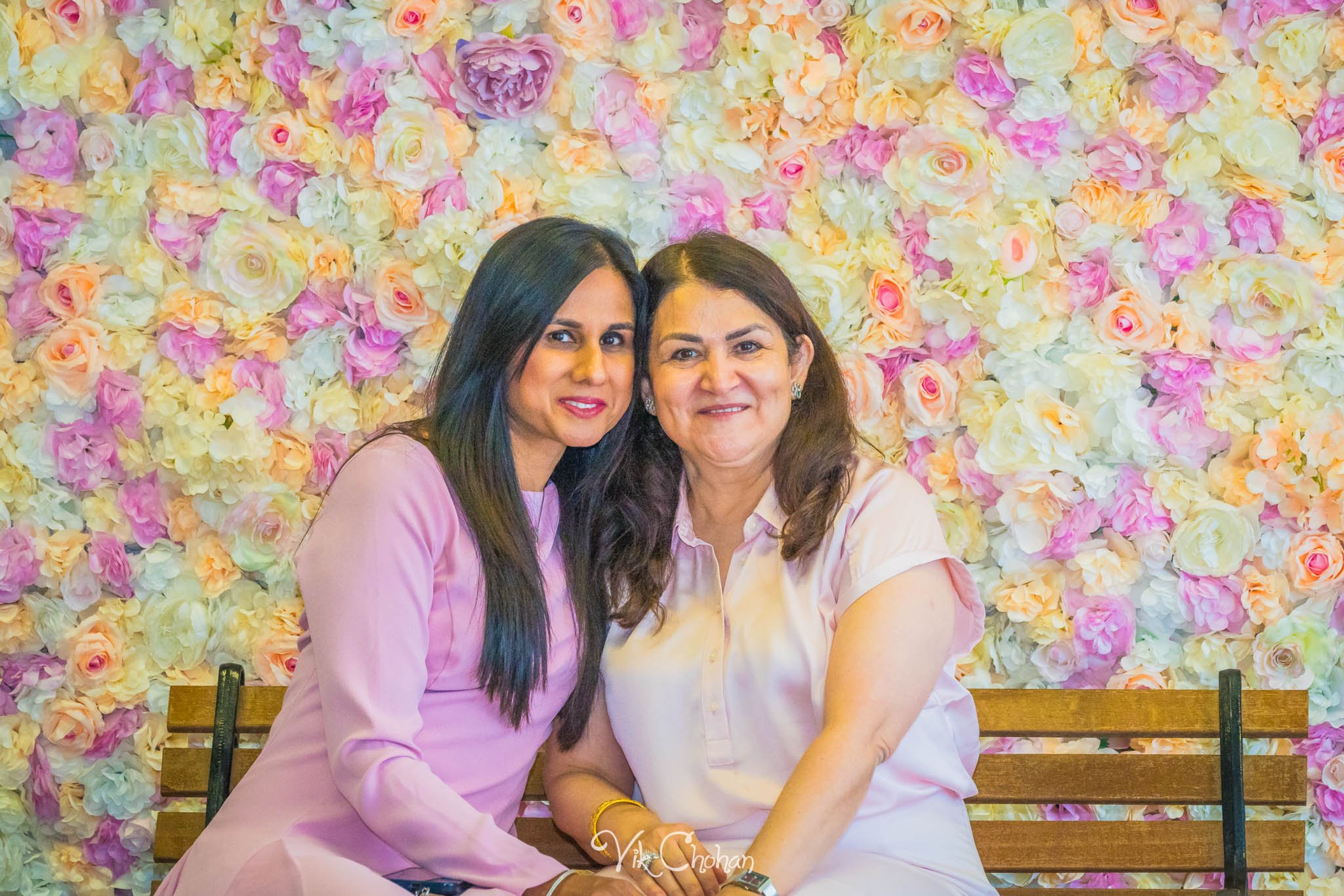 2025-07-06-Medina-Bridal-Shower-Celebration-Photography-Vik-Chohan-Photography-Photo-Booth-Social-Media-VCP-253.jpg