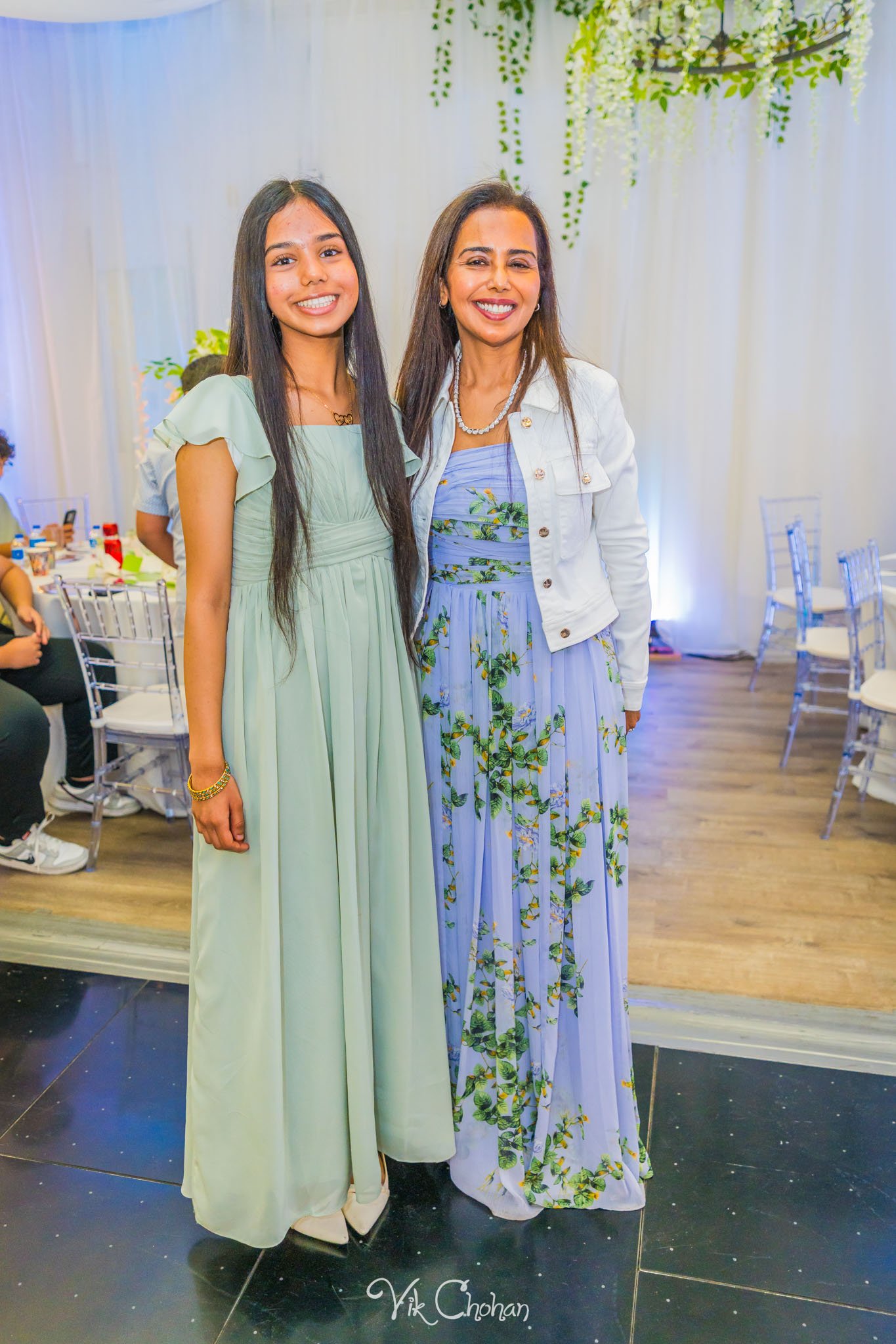 2025-07-06-Medina-Bridal-Shower-Celebration-Photography-Vik-Chohan-Photography-Photo-Booth-Social-Media-VCP-263.jpg