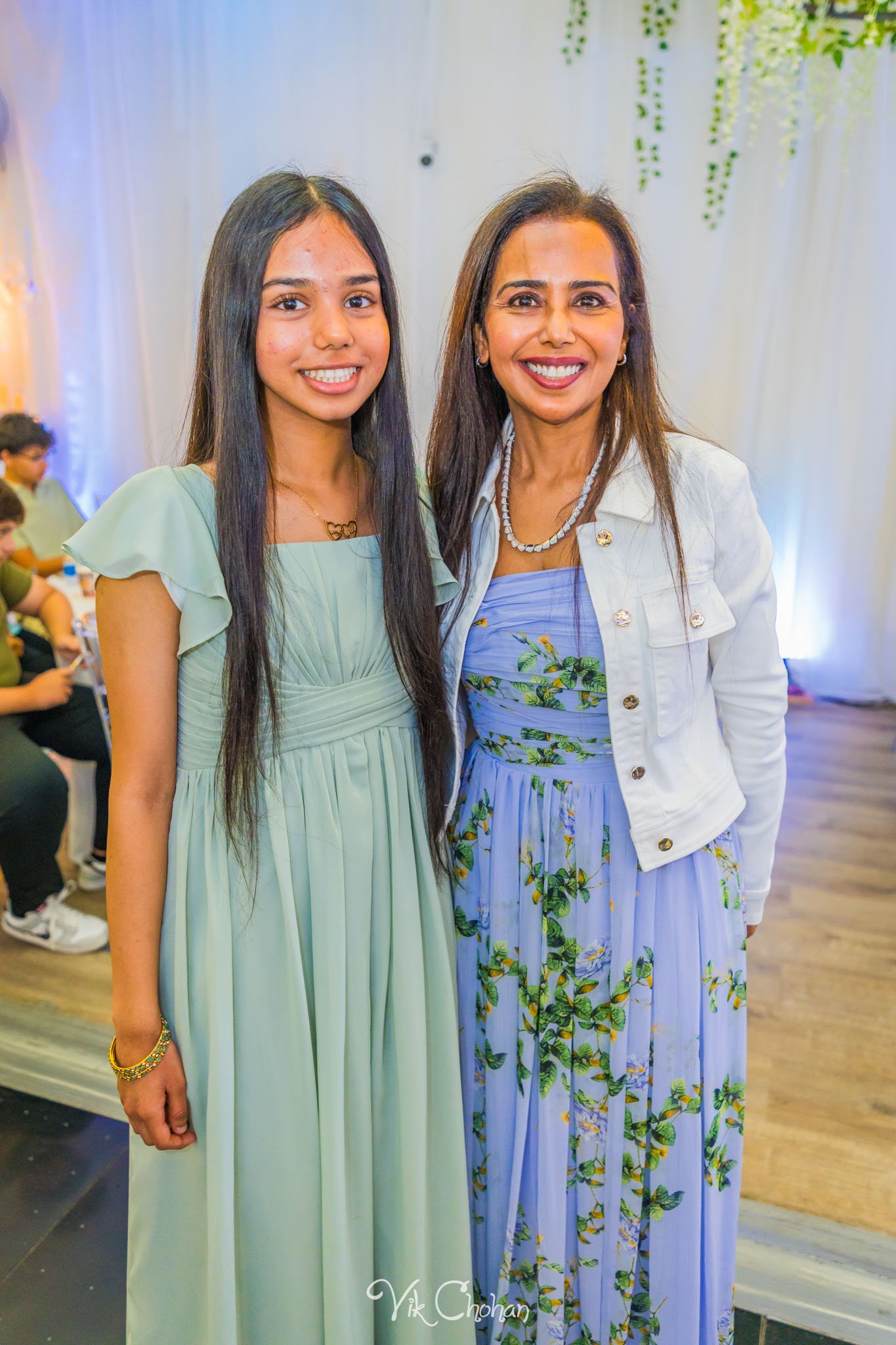 2025-07-06-Medina-Bridal-Shower-Celebration-Photography-Vik-Chohan-Photography-Photo-Booth-Social-Media-VCP-264.jpg