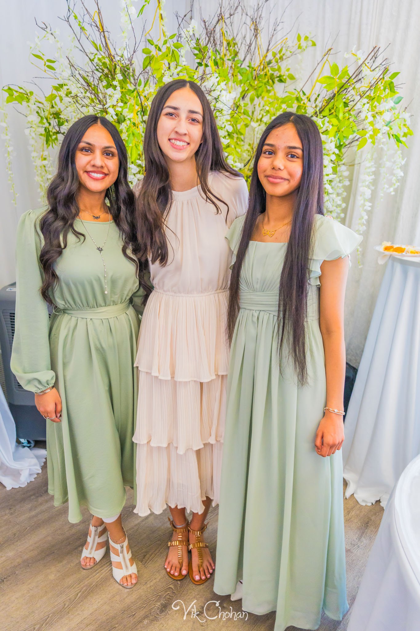 2025-07-06-Medina-Bridal-Shower-Celebration-Photography-Vik-Chohan-Photography-Photo-Booth-Social-Media-VCP-402.jpg