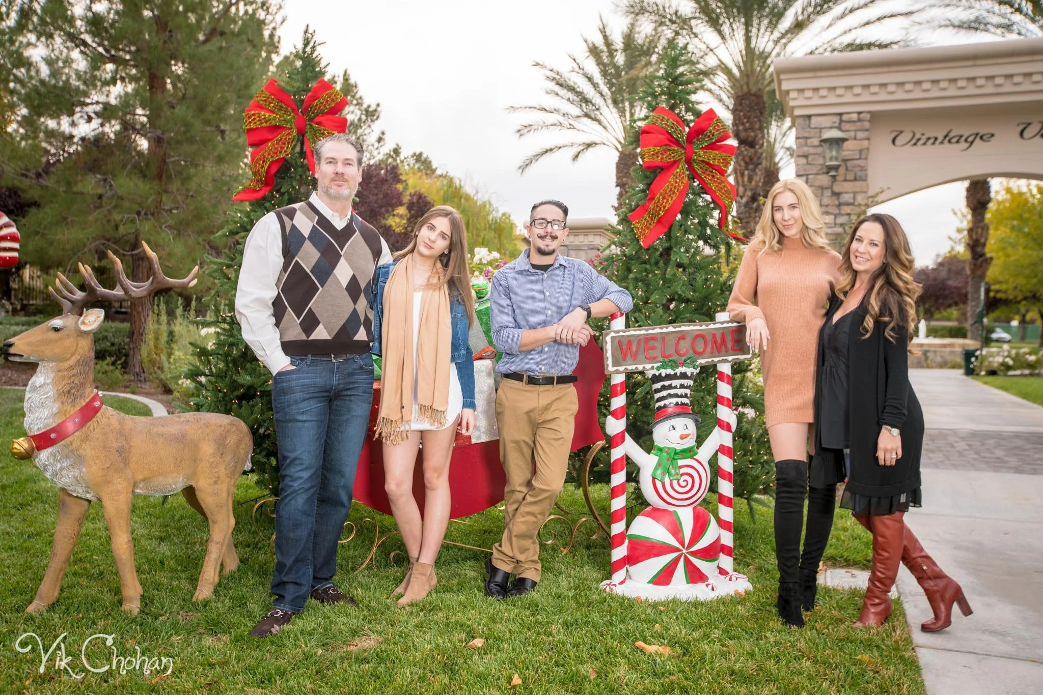 Sullivan-Family-Photography-Vik-Chohan-Photograph-Photo-Booth-021.jpg