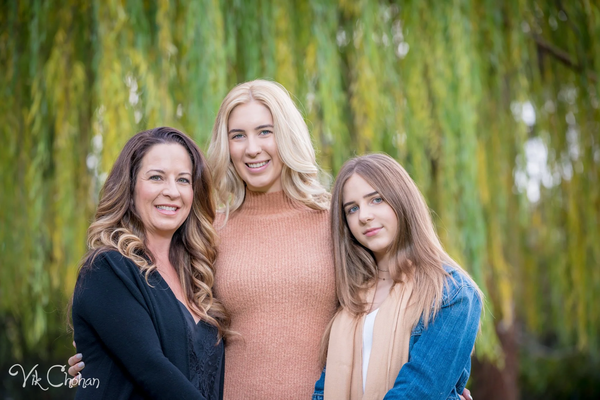 Sullivan-Family-Photography-Vik-Chohan-Photograph-Photo-Booth-046.jpg