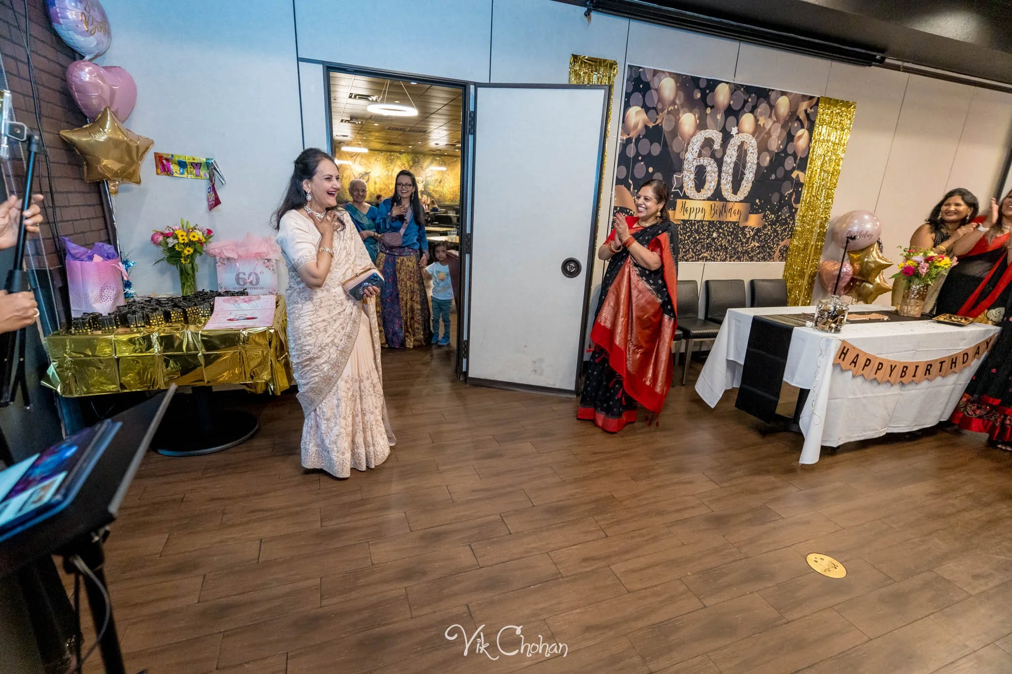 2025-07-19-60th-Birthday-Celebration-For-Smita-with-Friends-Vik-Chohan-Photography-Photo-Booth-Social-Media-VCP-010.jpg