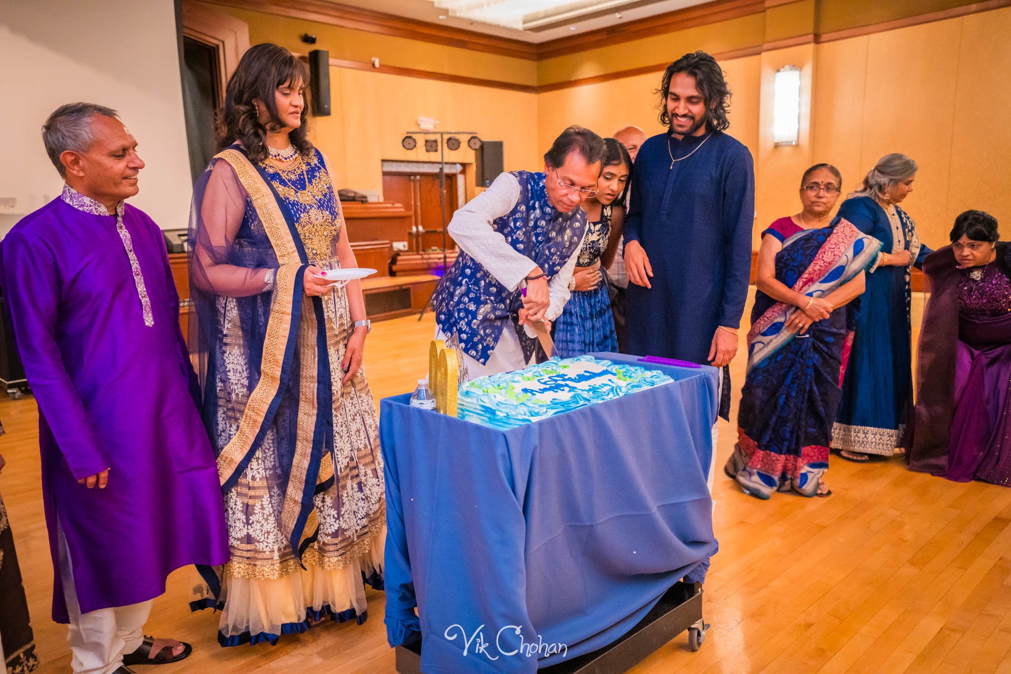 2025-07-26-Pradips-60th-Birthday-Celebration-Photography-Vik-Chohan-Photography-Photo-Booth-Social-Media-VCP-248.jpg