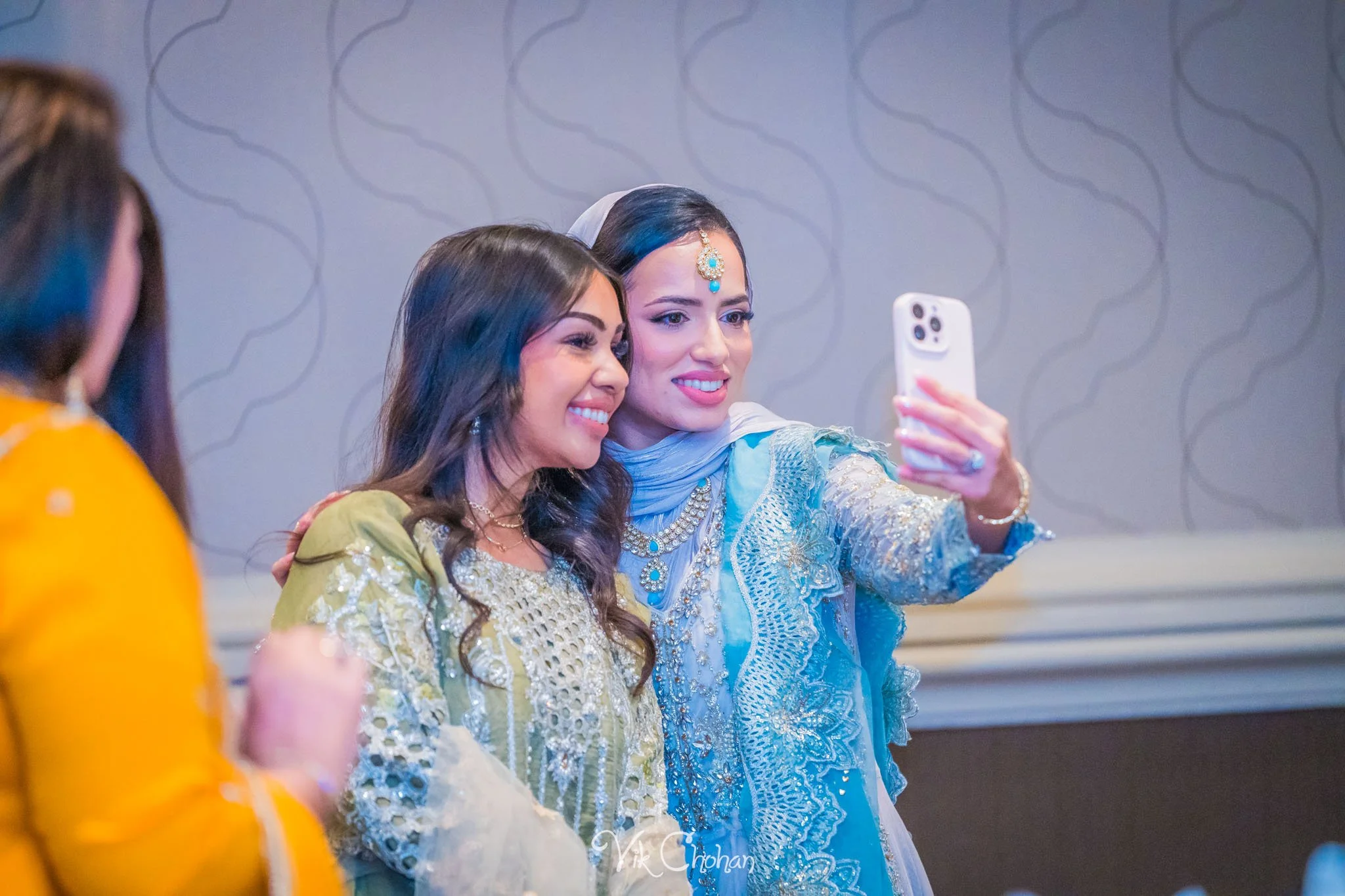 2025-08-01-Erum-and-Ozman-Wedding-Celebration-Dinner-Vik-Chohan-Photography-Social-Media-VCP-071.jpg