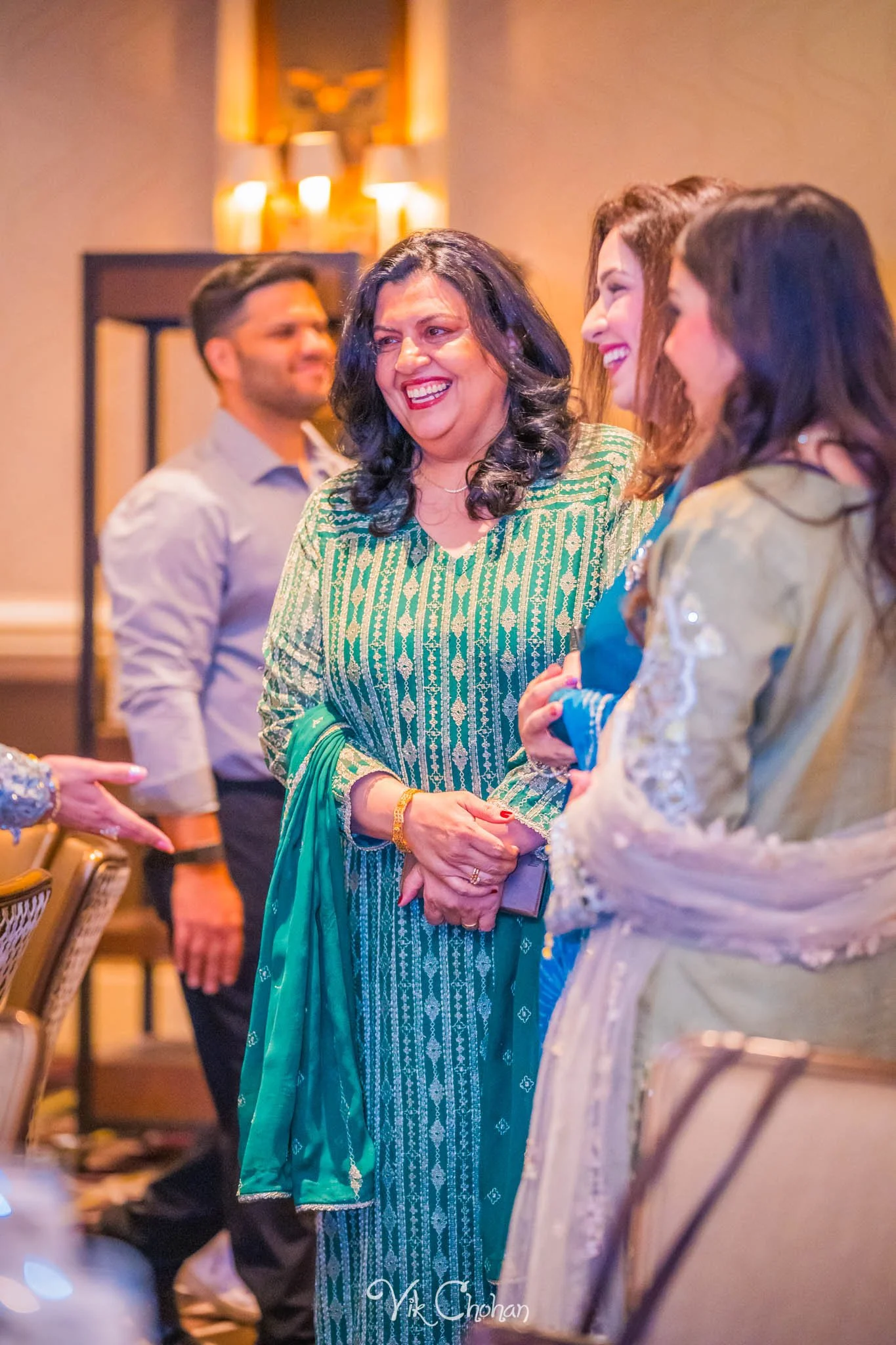 2025-08-01-Erum-and-Ozman-Wedding-Celebration-Dinner-Vik-Chohan-Photography-Social-Media-VCP-083.jpg