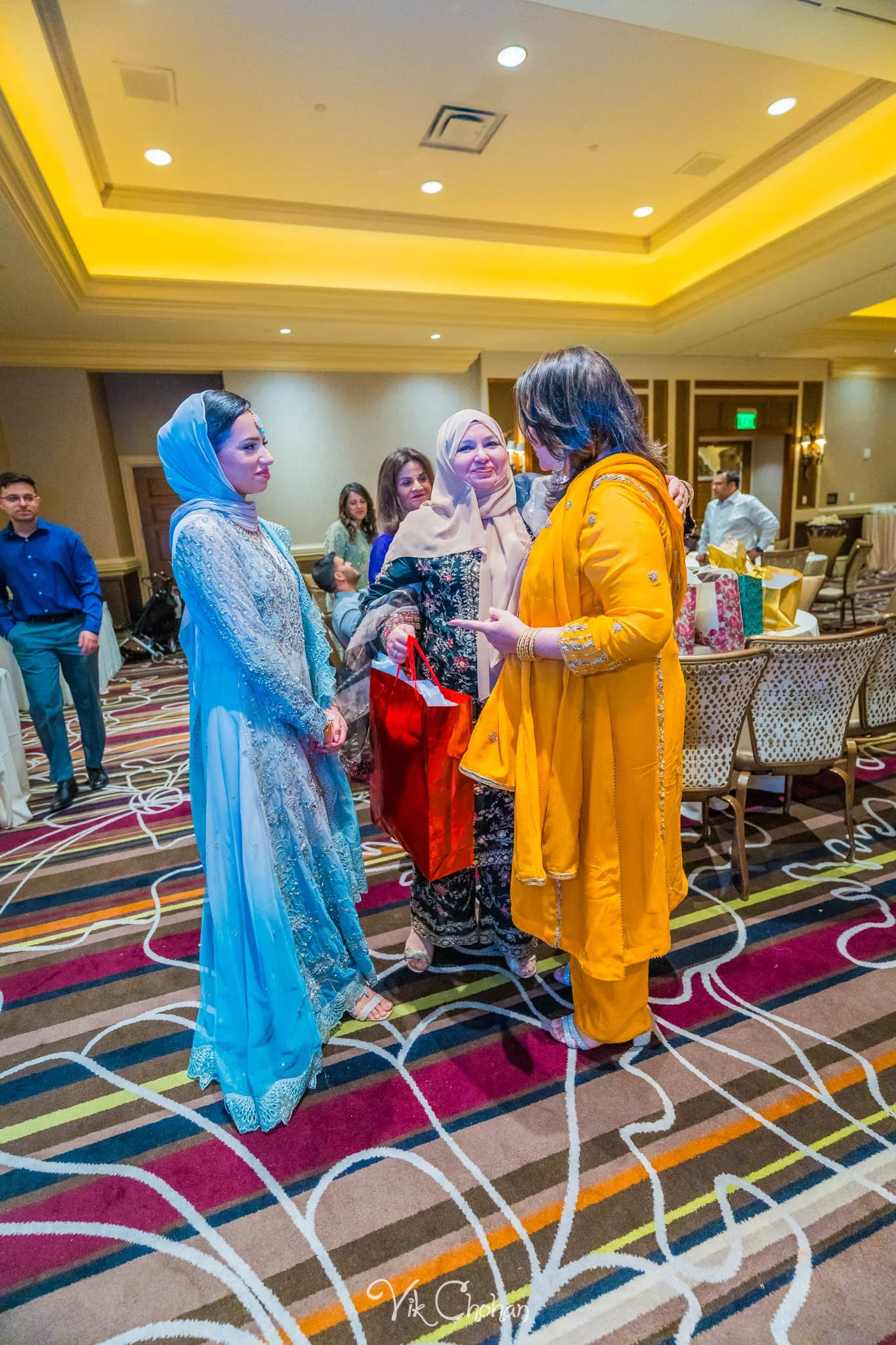 2025-08-01-Erum-and-Ozman-Wedding-Celebration-Dinner-Vik-Chohan-Photography-Social-Media-VCP-243.jpg