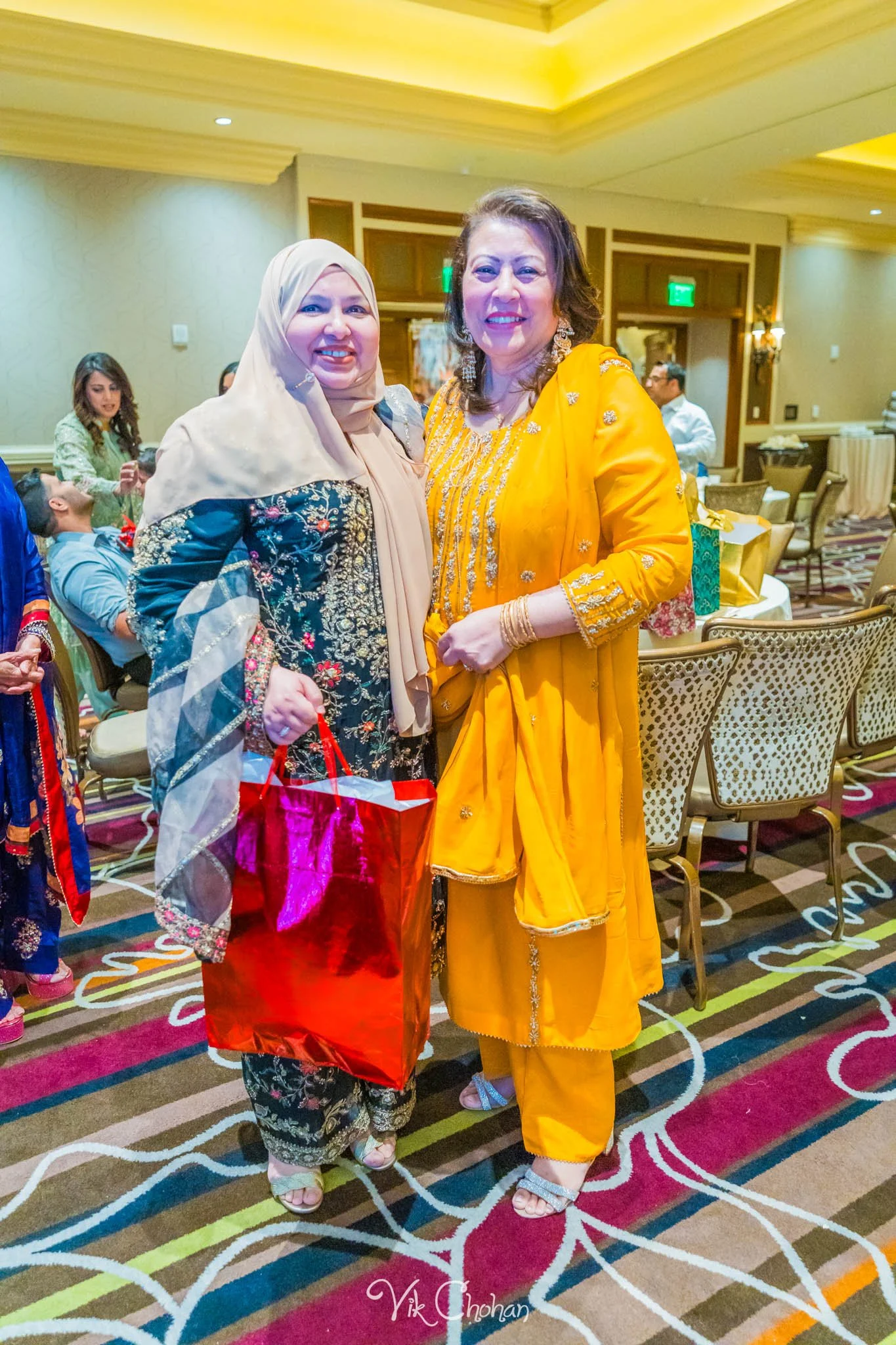 2025-08-01-Erum-and-Ozman-Wedding-Celebration-Dinner-Vik-Chohan-Photography-Social-Media-VCP-244.jpg