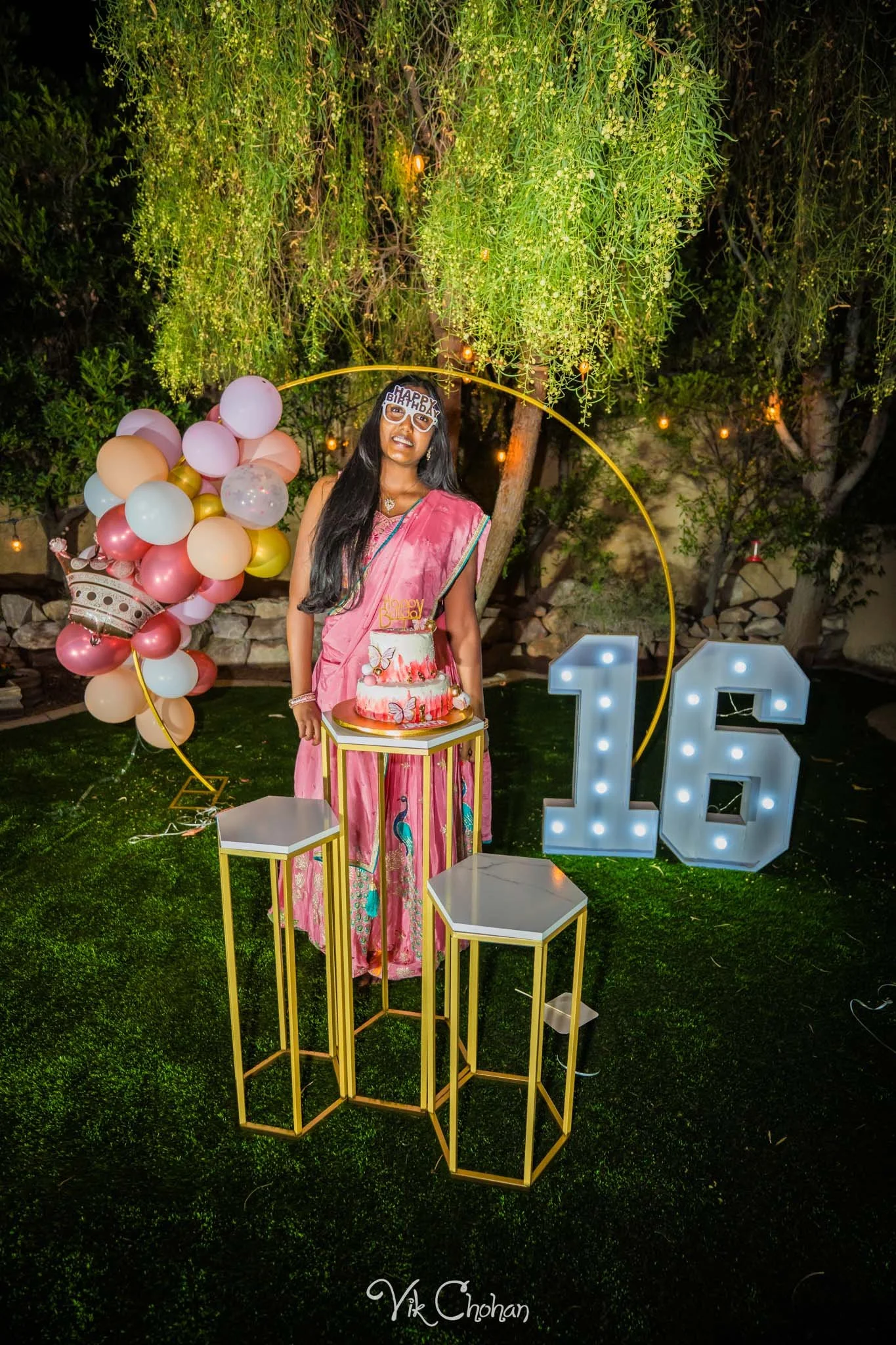 2025-10-25-Ishita-16th-Birthday-Celebration-Photography-Vik-Chohan-Photography-Photo-Booth-Social-Media-VCP-173.jpg