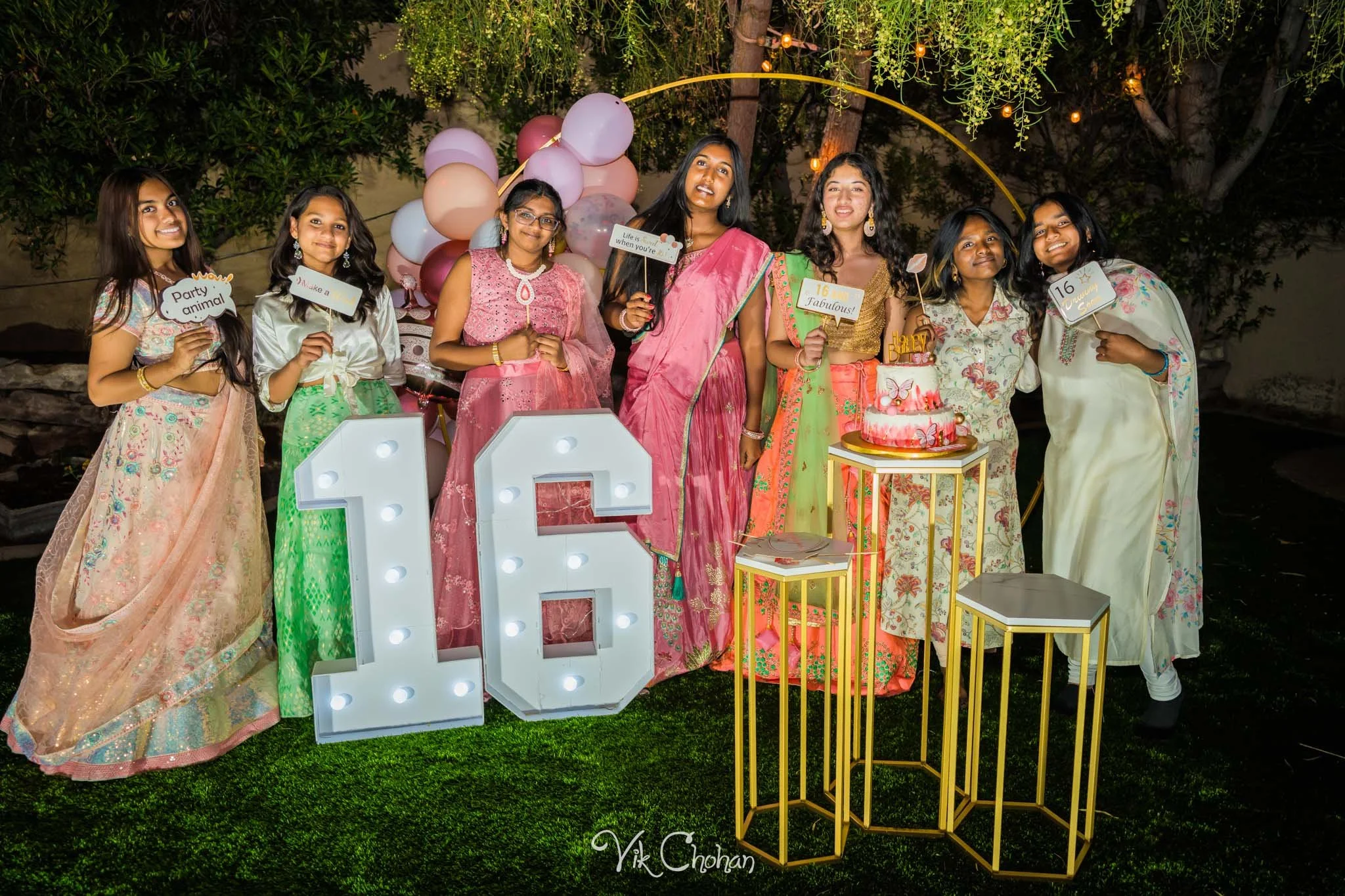 2025-10-25-Ishita-16th-Birthday-Celebration-Photography-Vik-Chohan-Photography-Photo-Booth-Social-Media-VCP-183.jpg