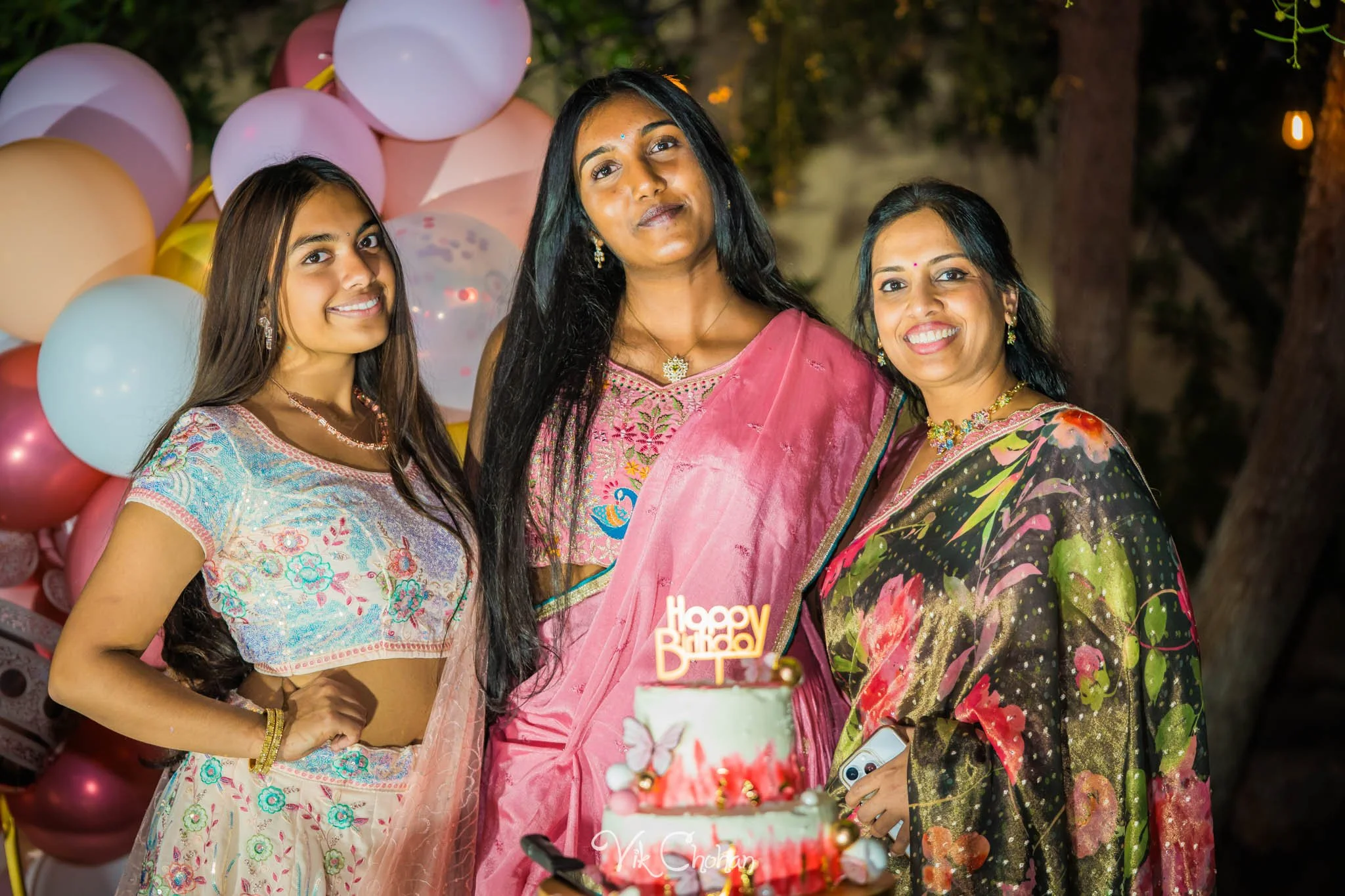 2025-10-25-Ishita-16th-Birthday-Celebration-Photography-Vik-Chohan-Photography-Photo-Booth-Social-Media-VCP-222.jpg