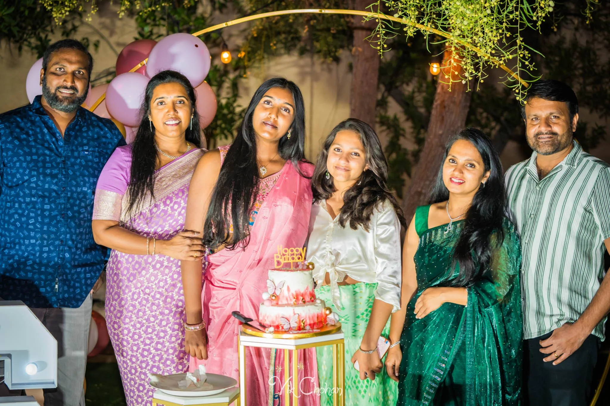 2025-10-25-Ishita-16th-Birthday-Celebration-Photography-Vik-Chohan-Photography-Photo-Booth-Social-Media-VCP-232.jpg