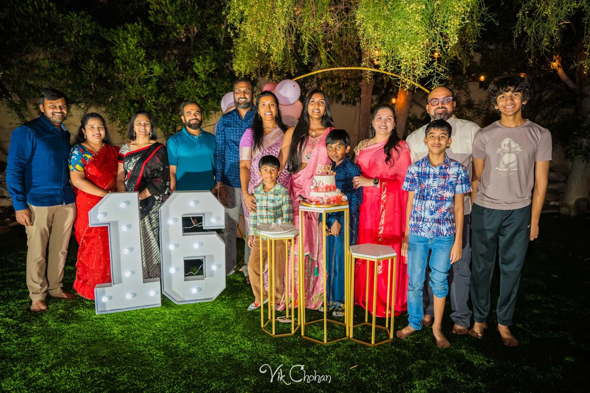 2025-10-25-Ishita-16th-Birthday-Celebration-Photography-Vik-Chohan-Photography-Photo-Booth-Social-Media-VCP-240.jpg