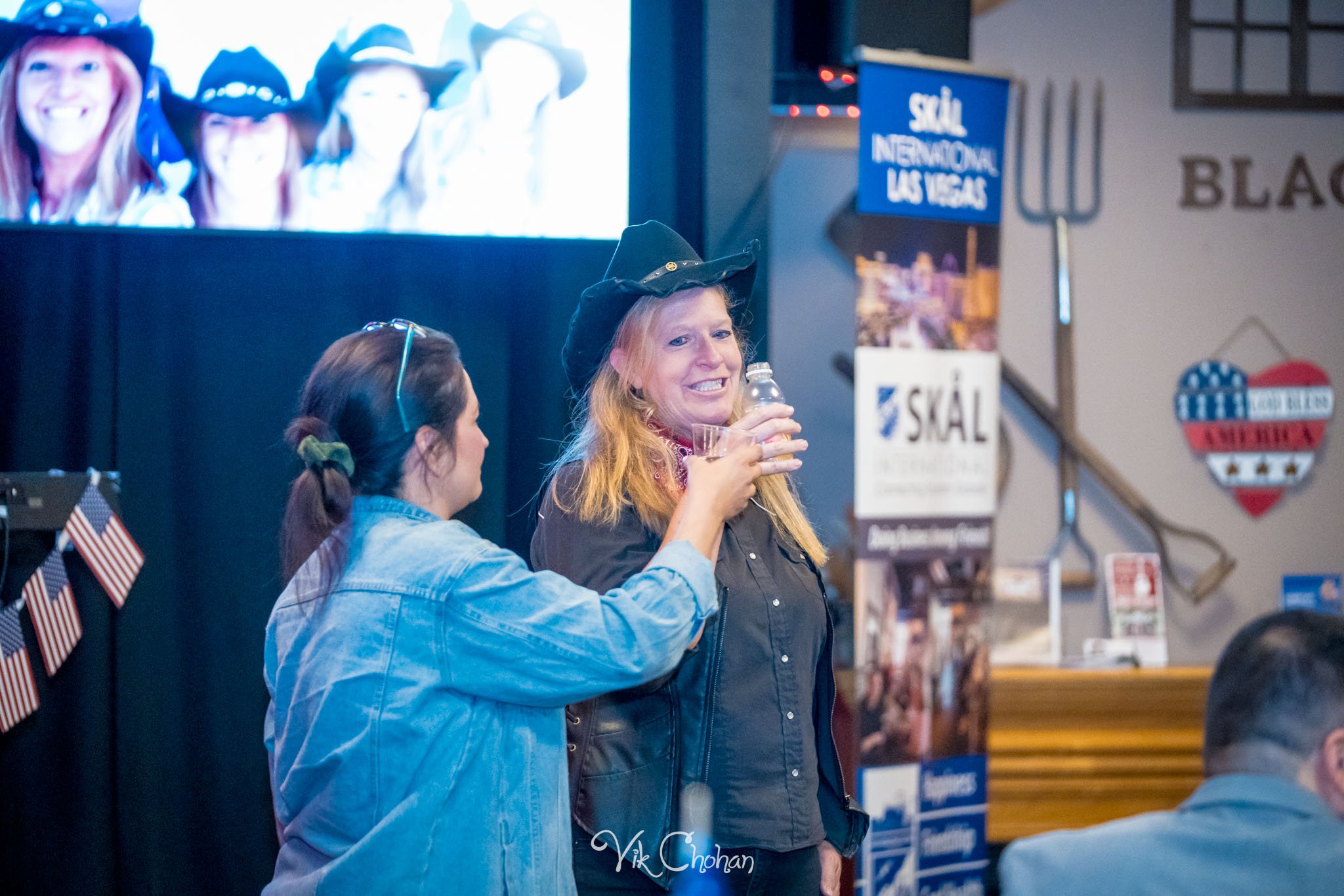 2025-11-13-SKAL-November-Meeting-at-Firelight-Barn-nov-13th-2025-vik-chohan-photography-Social-Media-VCP-053.jpg