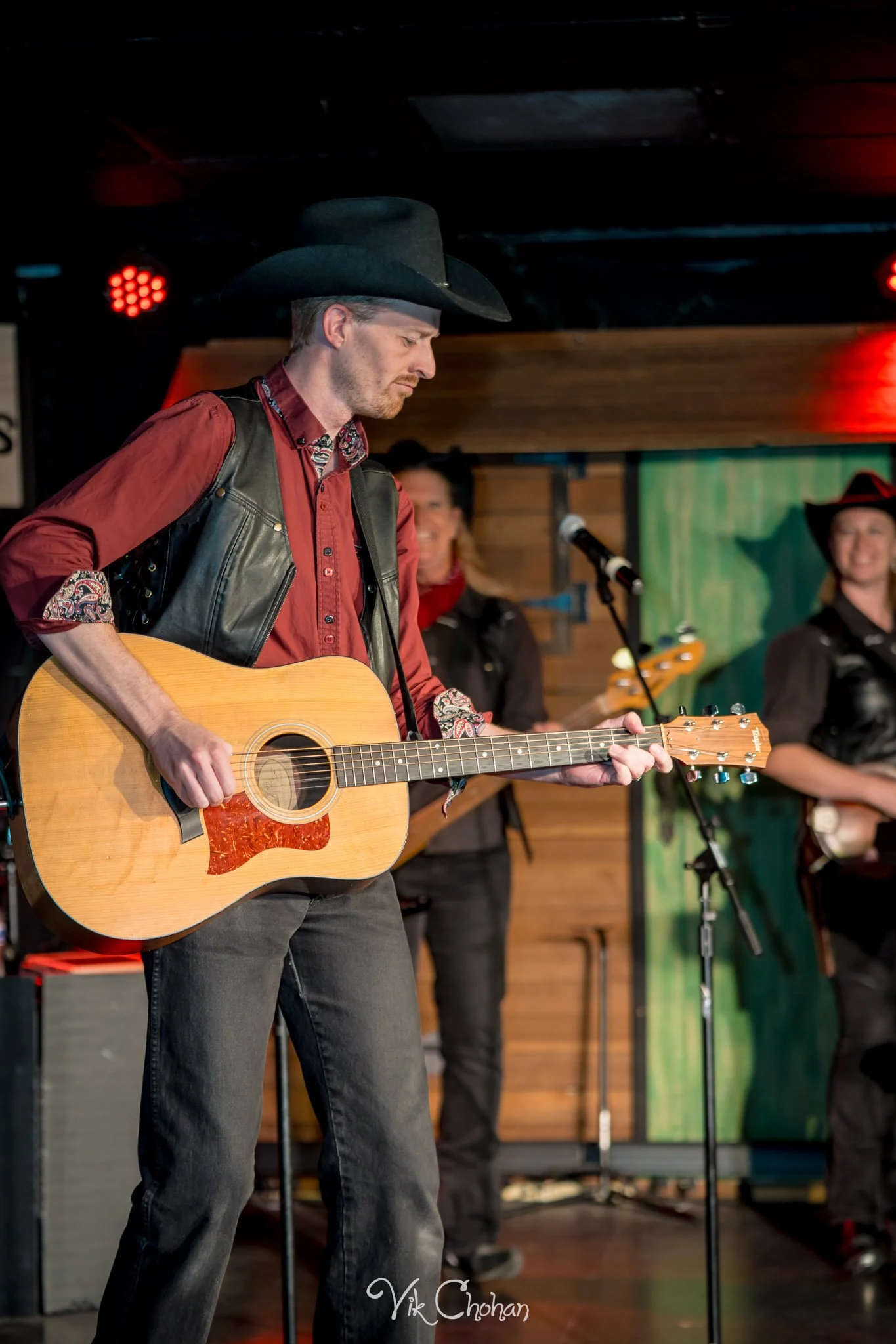 2025-11-13-SKAL-November-Meeting-at-Firelight-Barn-nov-13th-2025-vik-chohan-photography-Social-Media-VCP-078.jpg