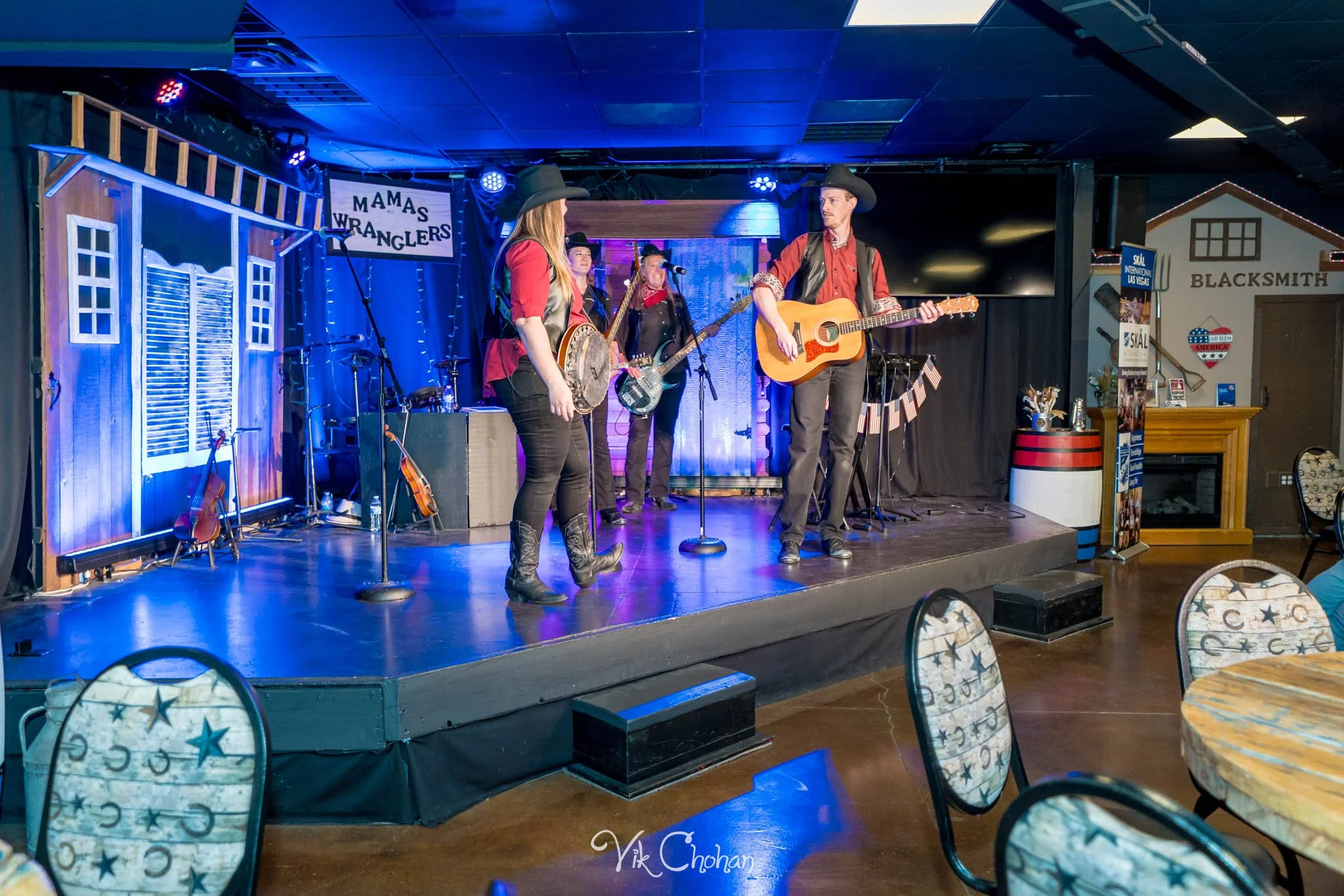 2025-11-13-SKAL-November-Meeting-at-Firelight-Barn-nov-13th-2025-vik-chohan-photography-Social-Media-VCP-100.jpg