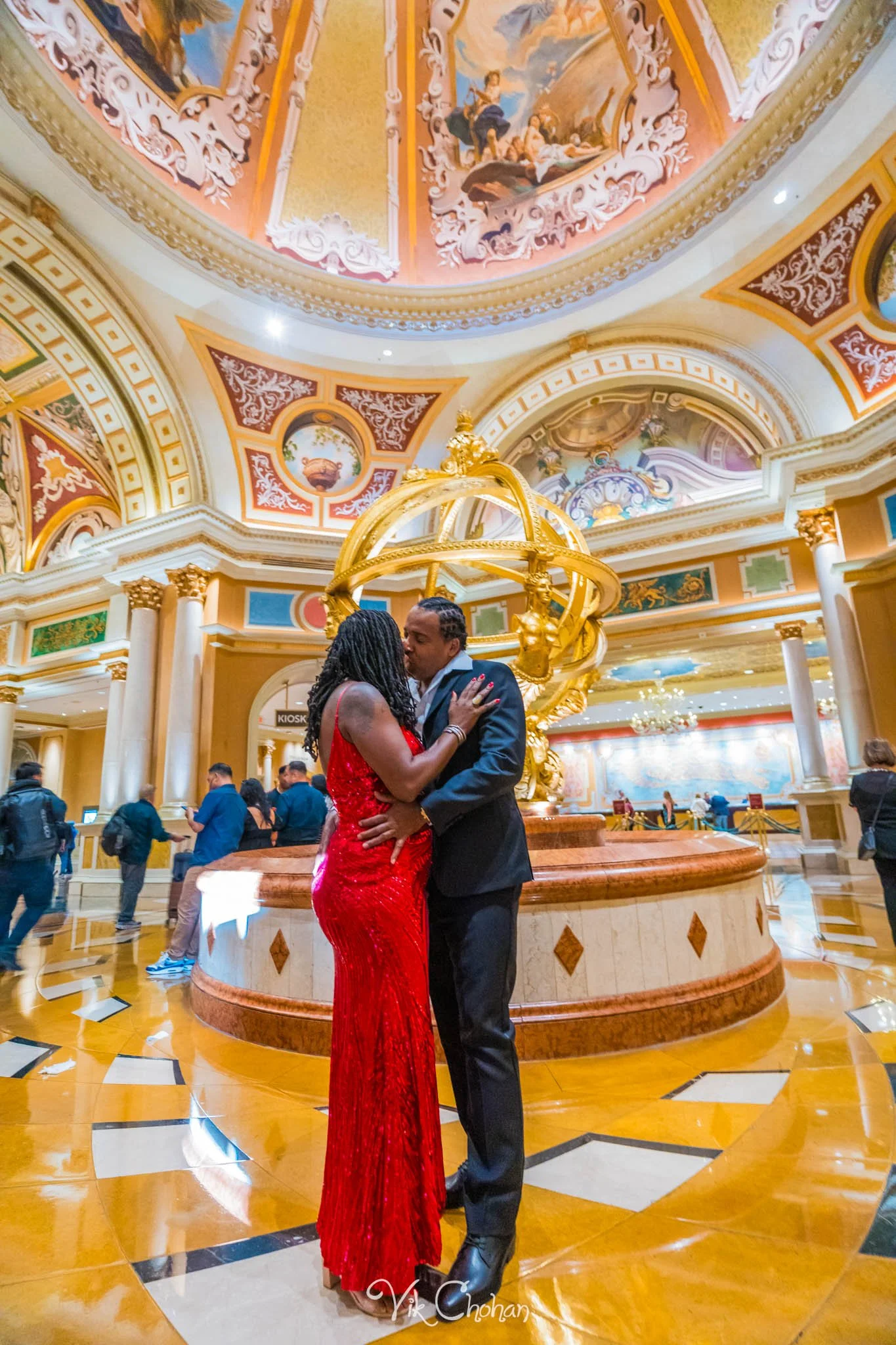 2025-11-09-Dwana-and-Edward-2-Year-Anniverary-in-Las-Vegas-Photography-Vik-Chohan-Photography-Photo-Booth-Social-Media-VCP-010.jpg