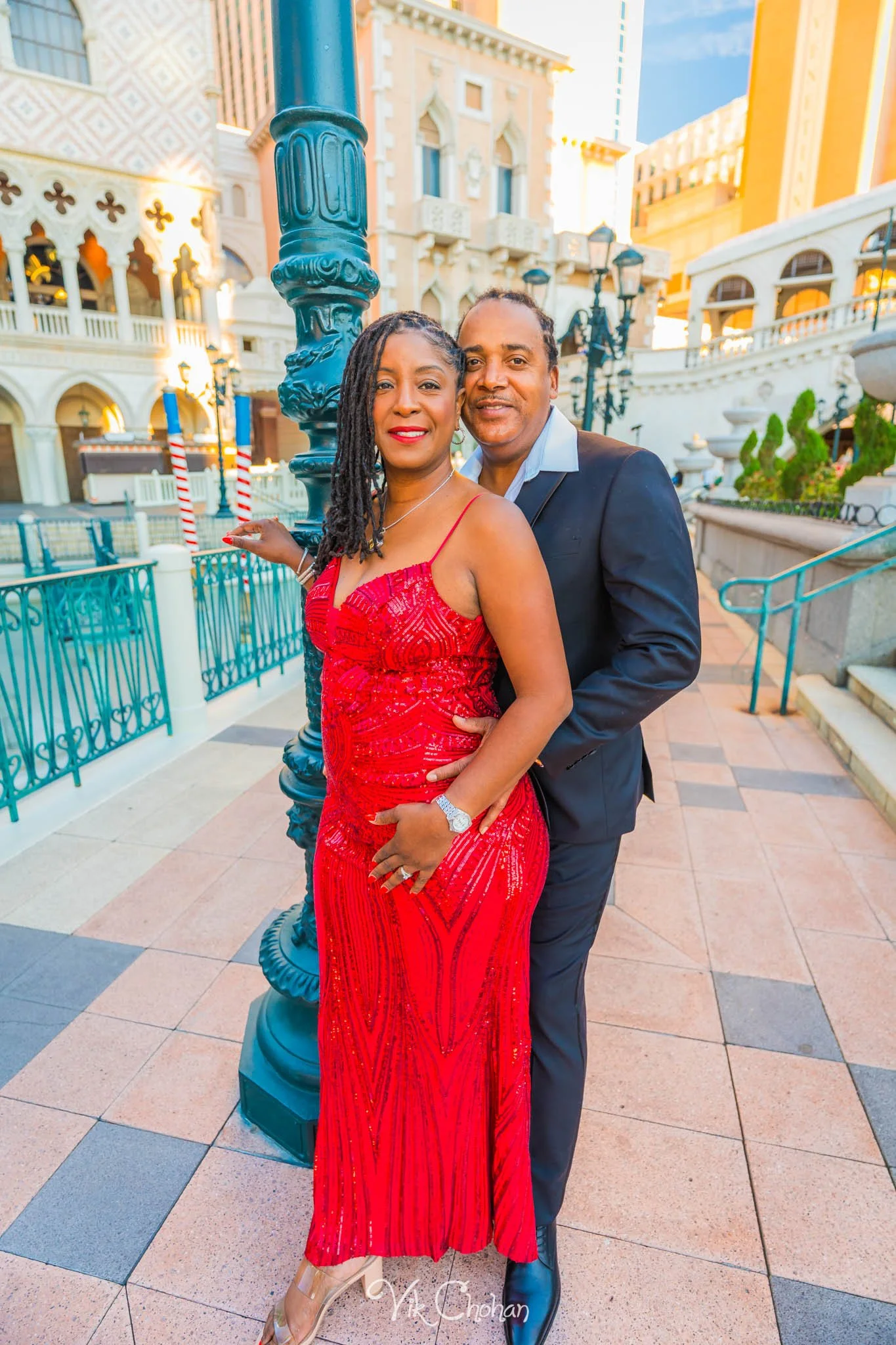 2025-11-09-Dwana-and-Edward-2-Year-Anniverary-in-Las-Vegas-Photography-Vik-Chohan-Photography-Photo-Booth-Social-Media-VCP-025.jpg