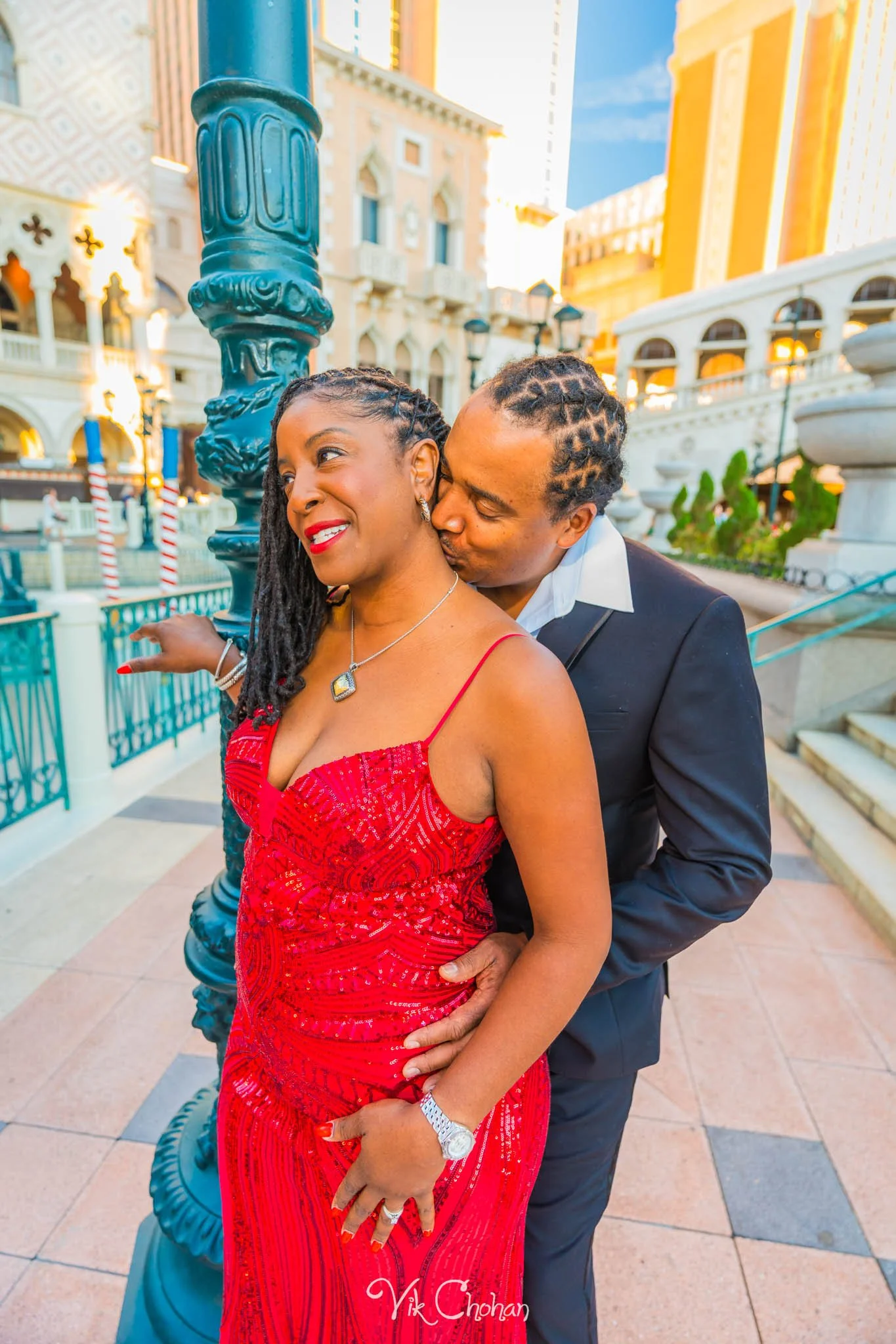 2025-11-09-Dwana-and-Edward-2-Year-Anniverary-in-Las-Vegas-Photography-Vik-Chohan-Photography-Photo-Booth-Social-Media-VCP-029.jpg