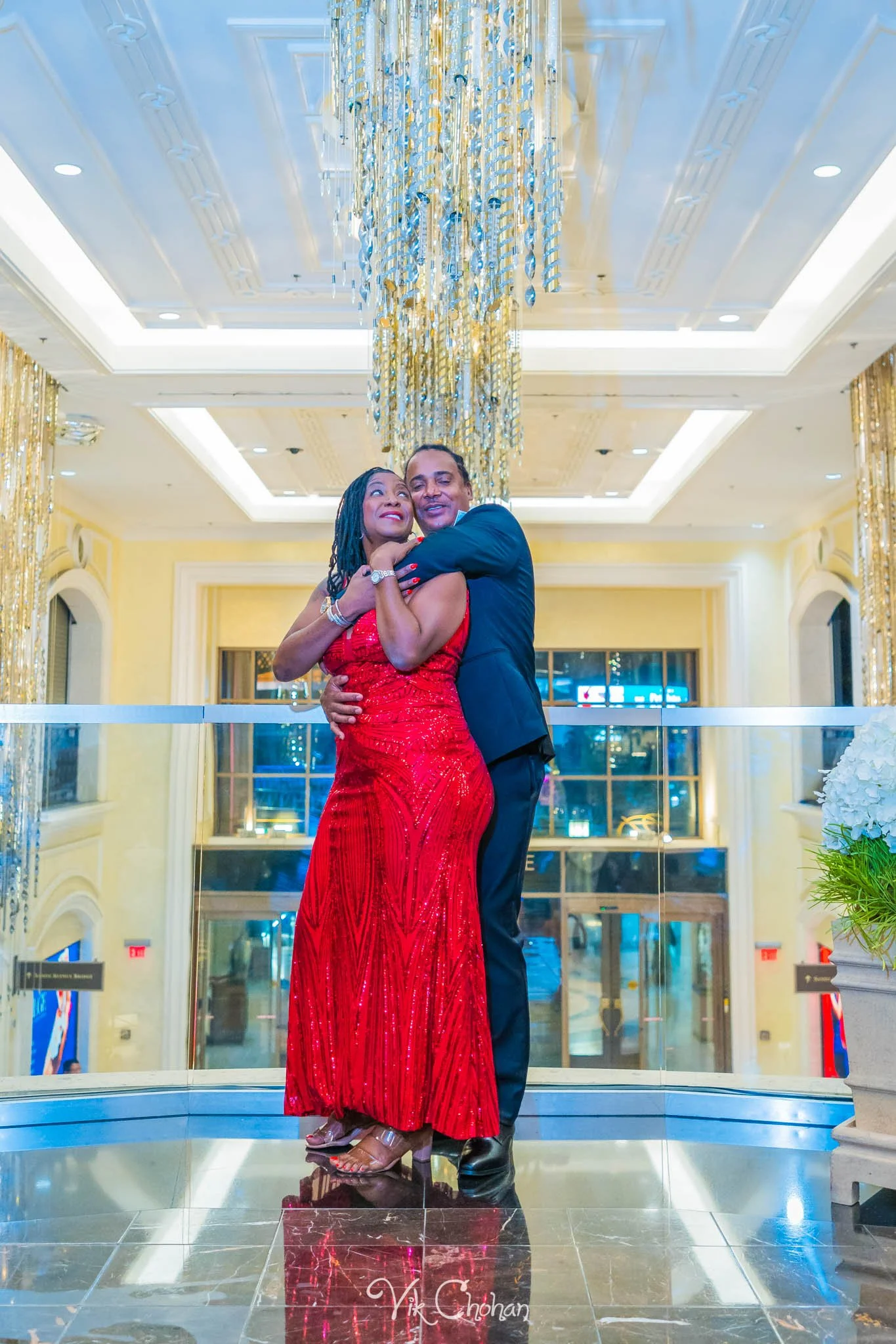 2025-11-09-Dwana-and-Edward-2-Year-Anniverary-in-Las-Vegas-Photography-Vik-Chohan-Photography-Photo-Booth-Social-Media-VCP-148.jpg
